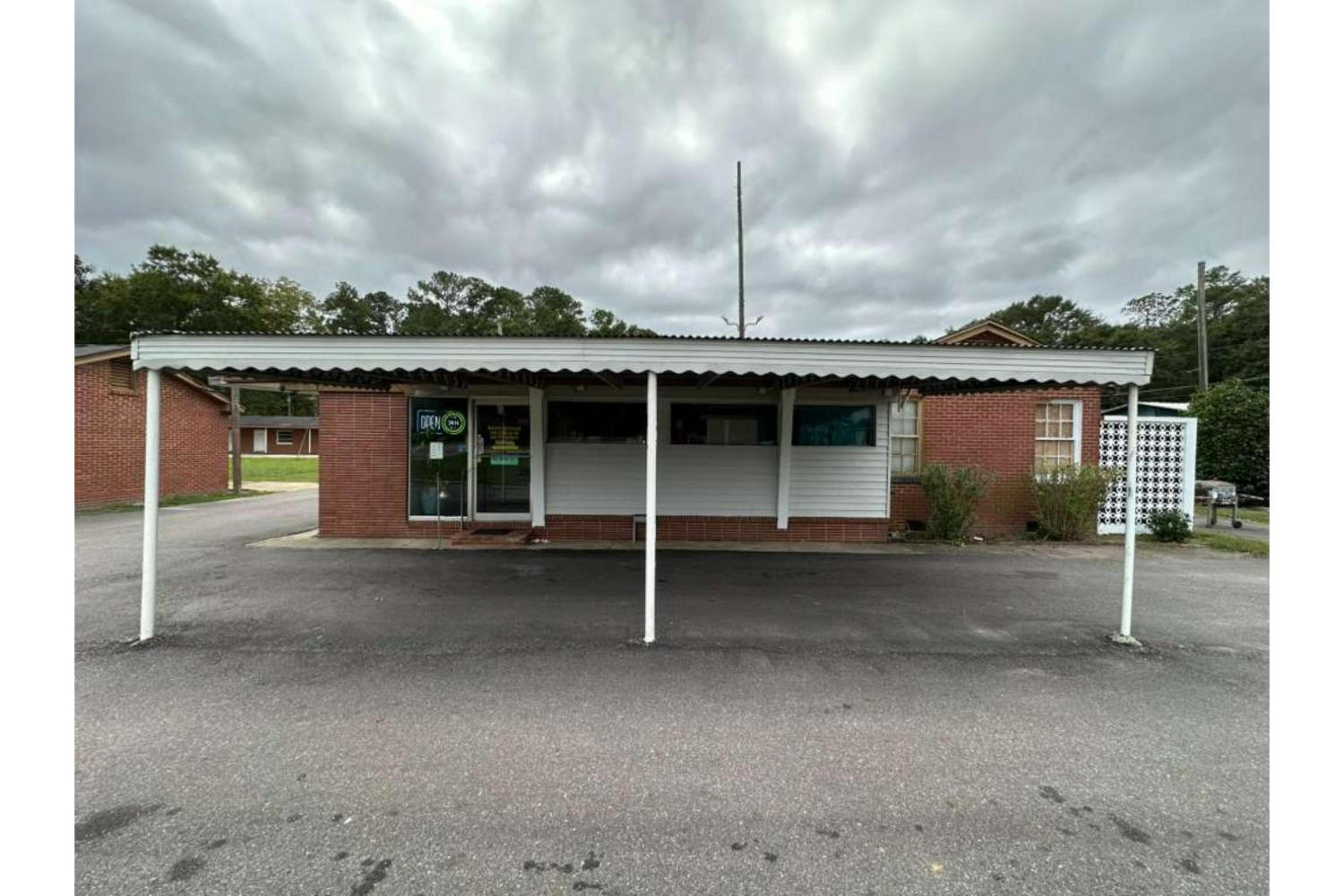 Walkers Inn Dothan by Hotel O