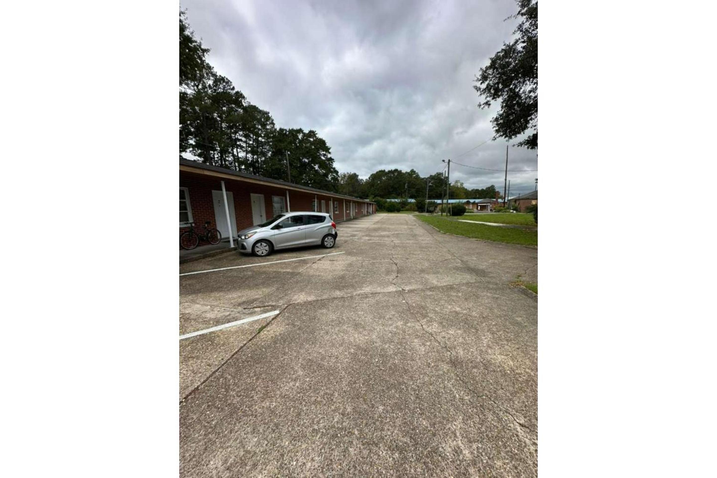 Walkers Inn Dothan by Hotel O