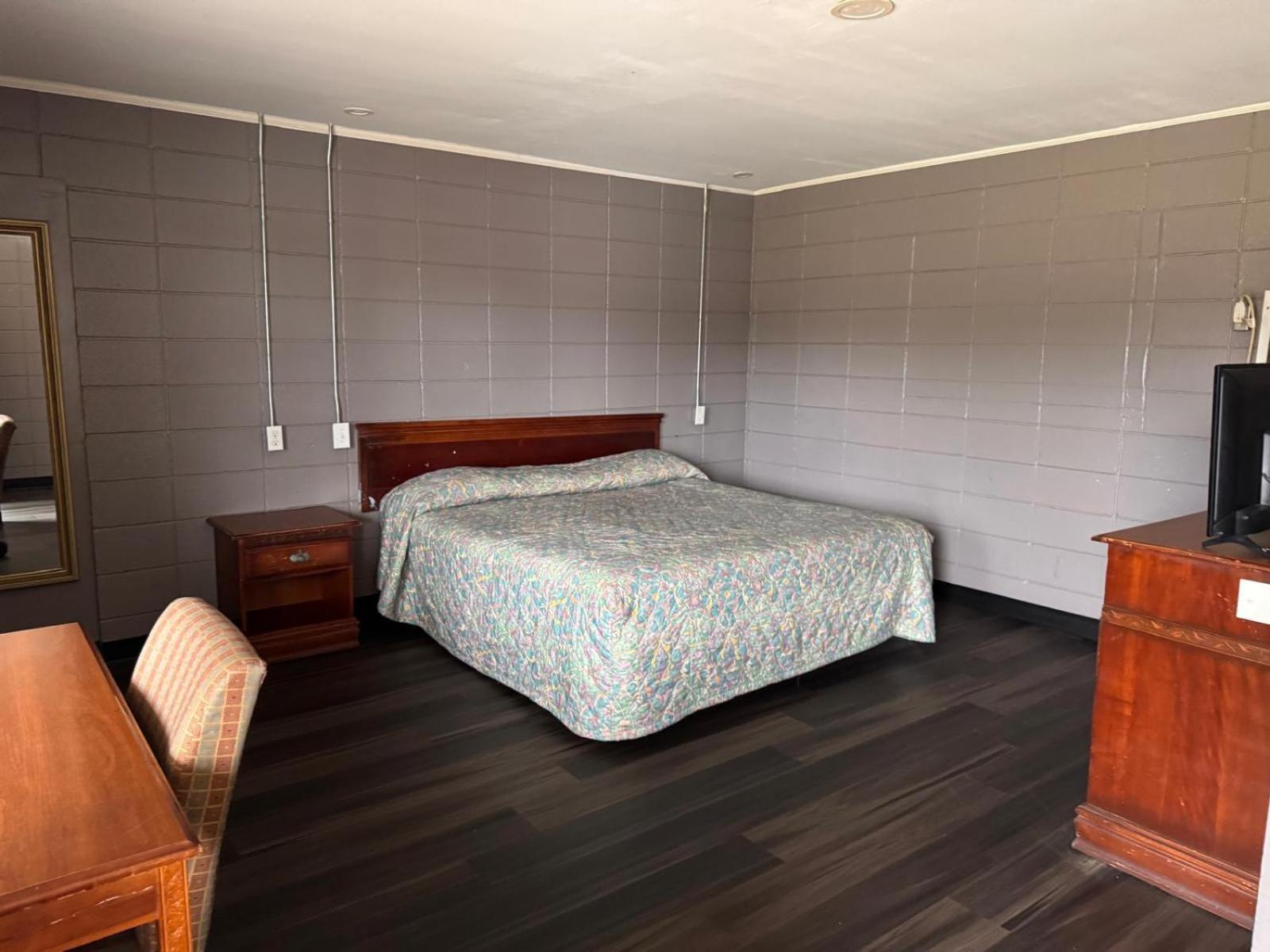 Walkers Inn Dothan by Hotel O