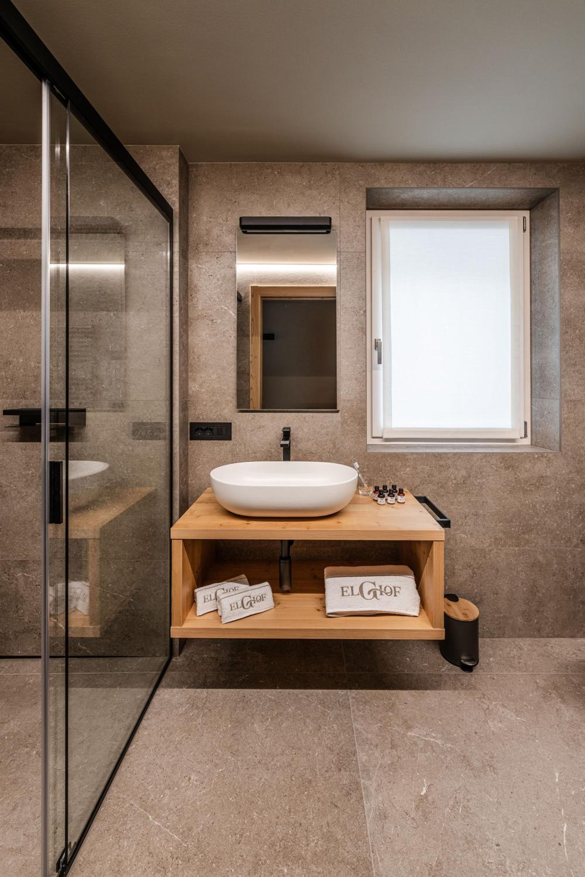 El Giof Alpine Home