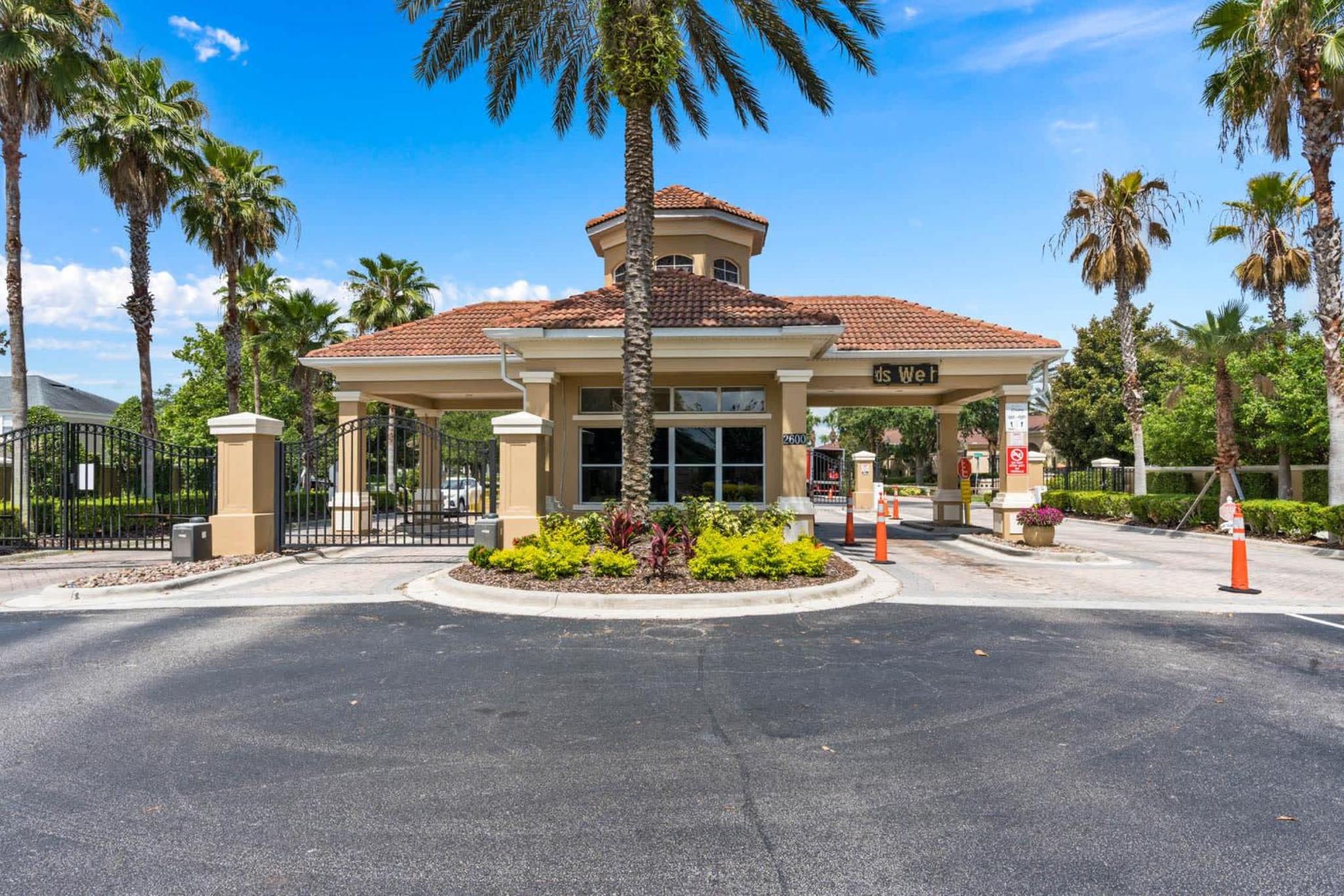 Disney Family Escape - Stunning 5-Bed Villa with Private Pool
