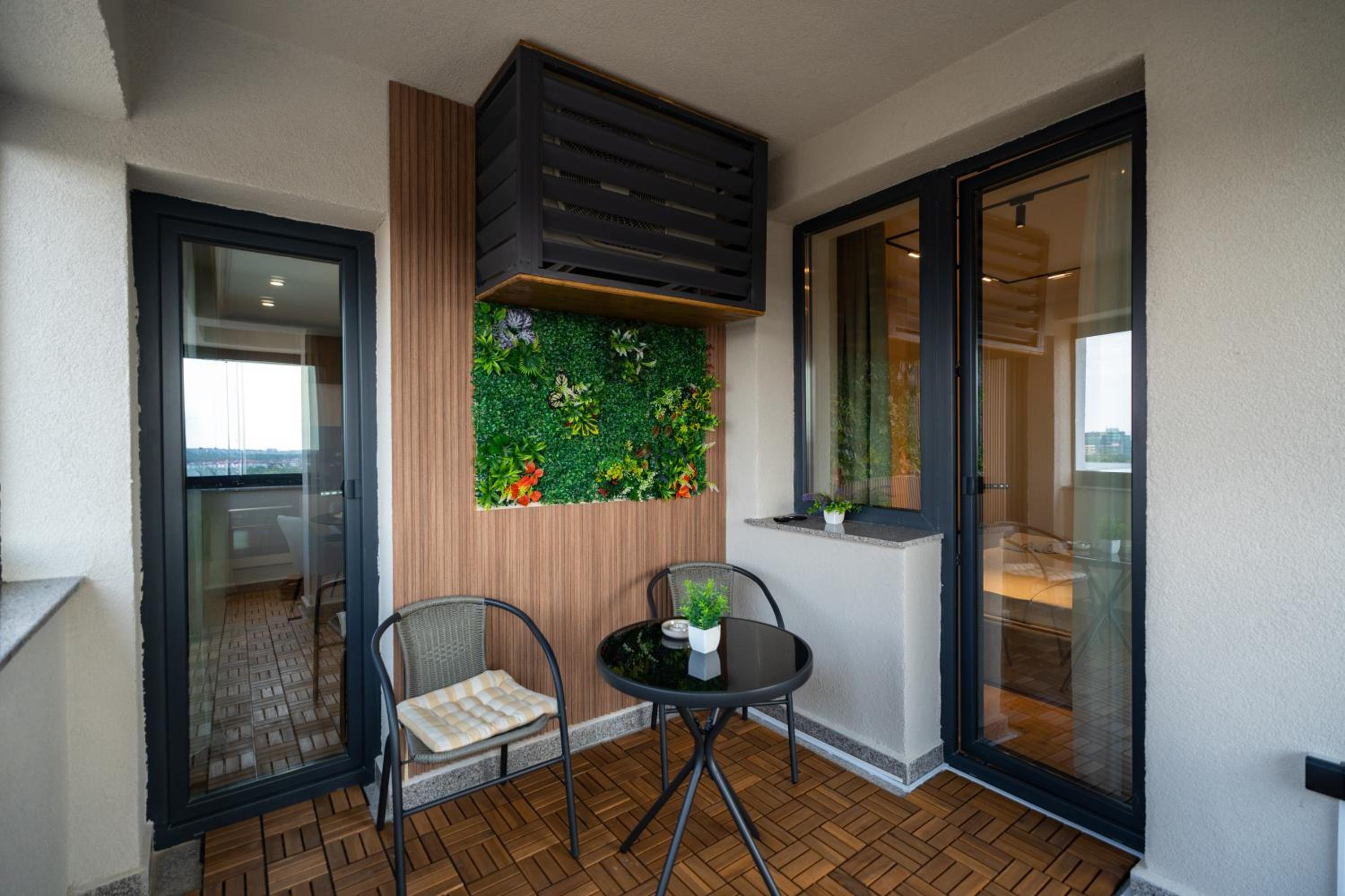 The Velvet Glow by Blvd 63B3 - Warm Modern Stay with Elegant Design