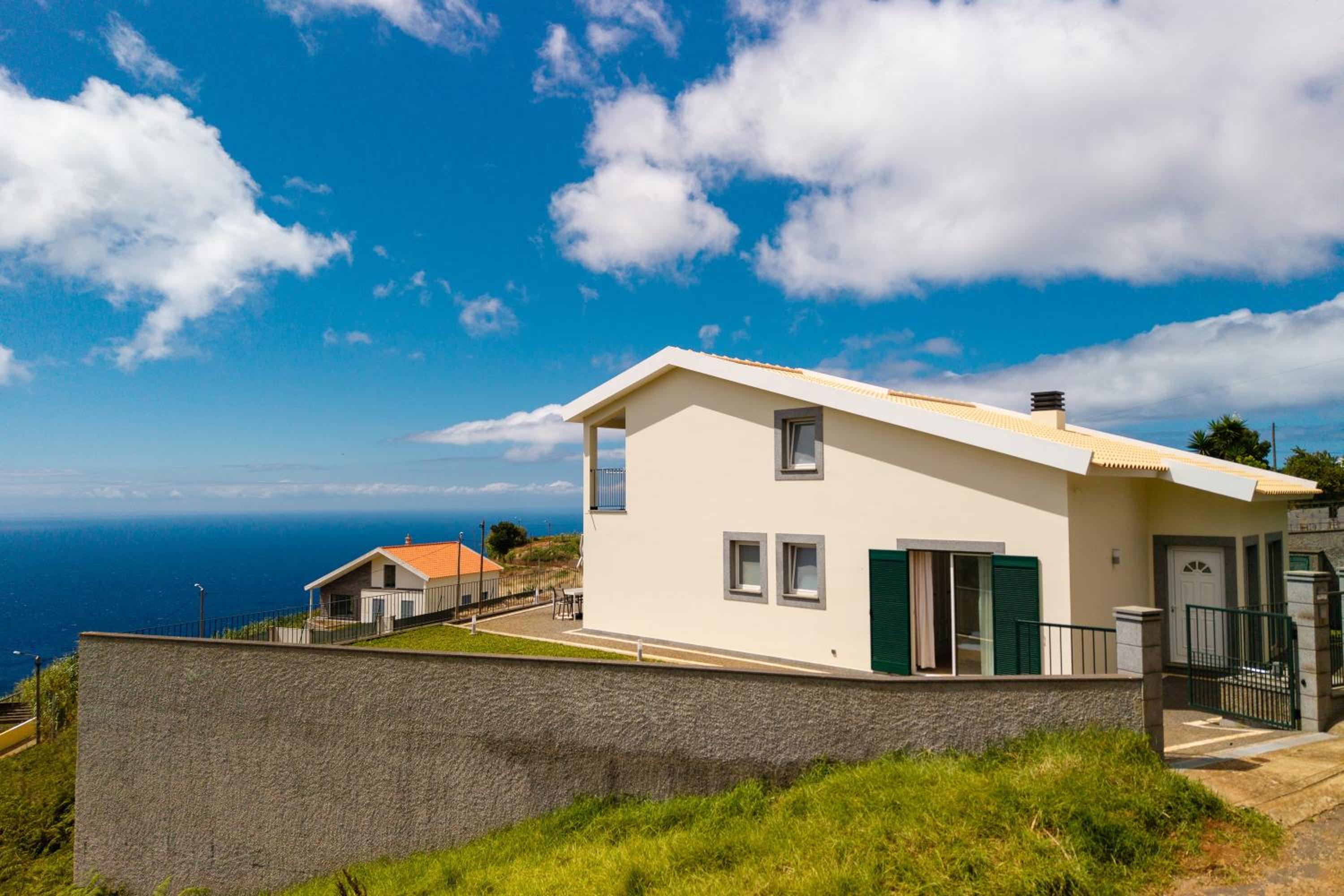 Villa Pargo Green by Madeira Dream Stays