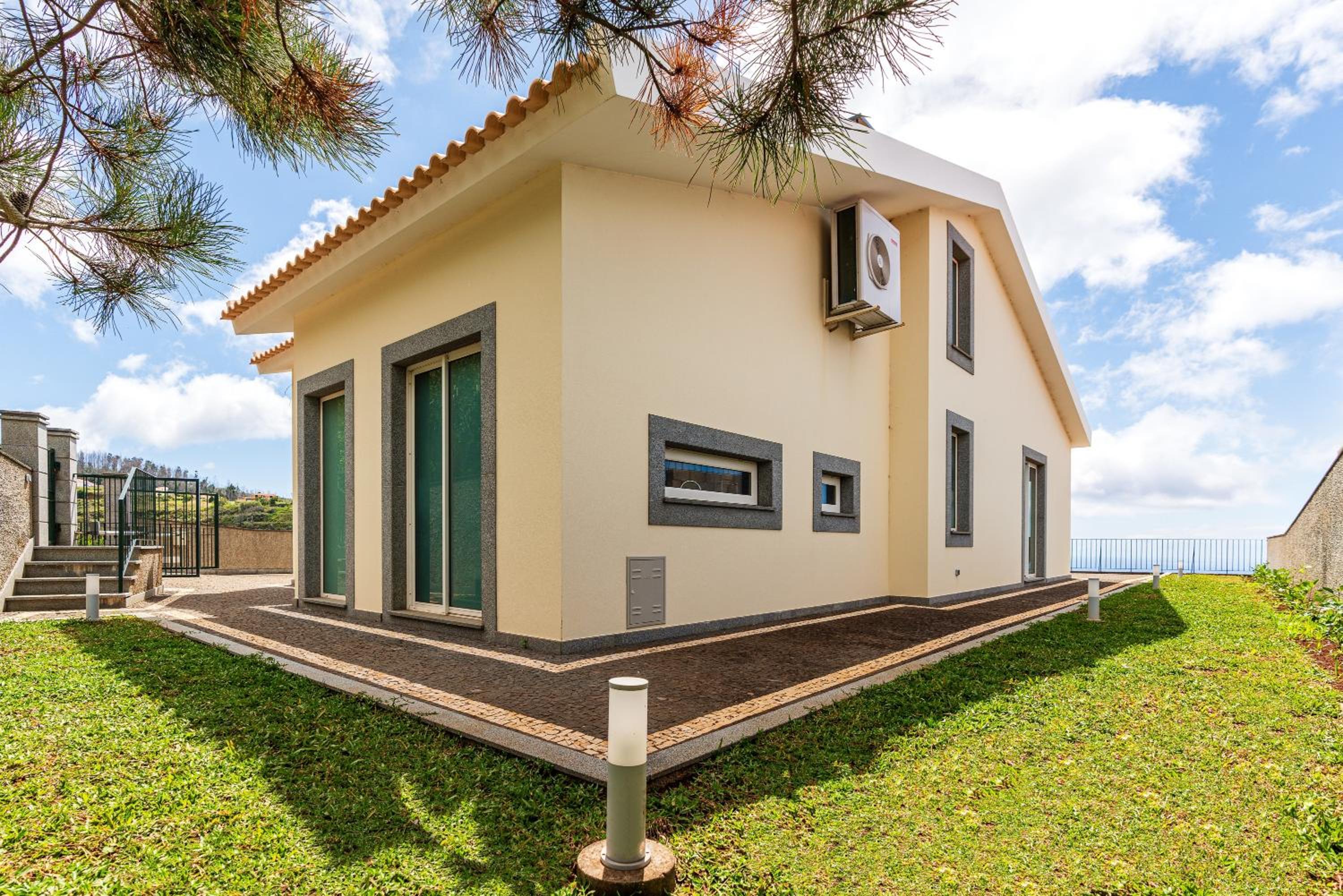 Villa Pargo Green by Madeira Dream Stays