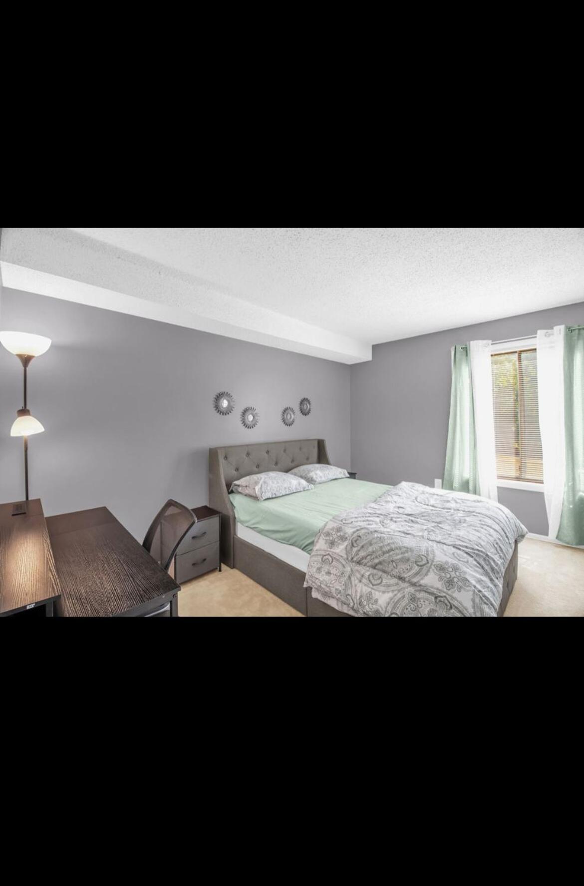 Modern 3BR 2 bathroom Near High Point University & Market Sleeps 6