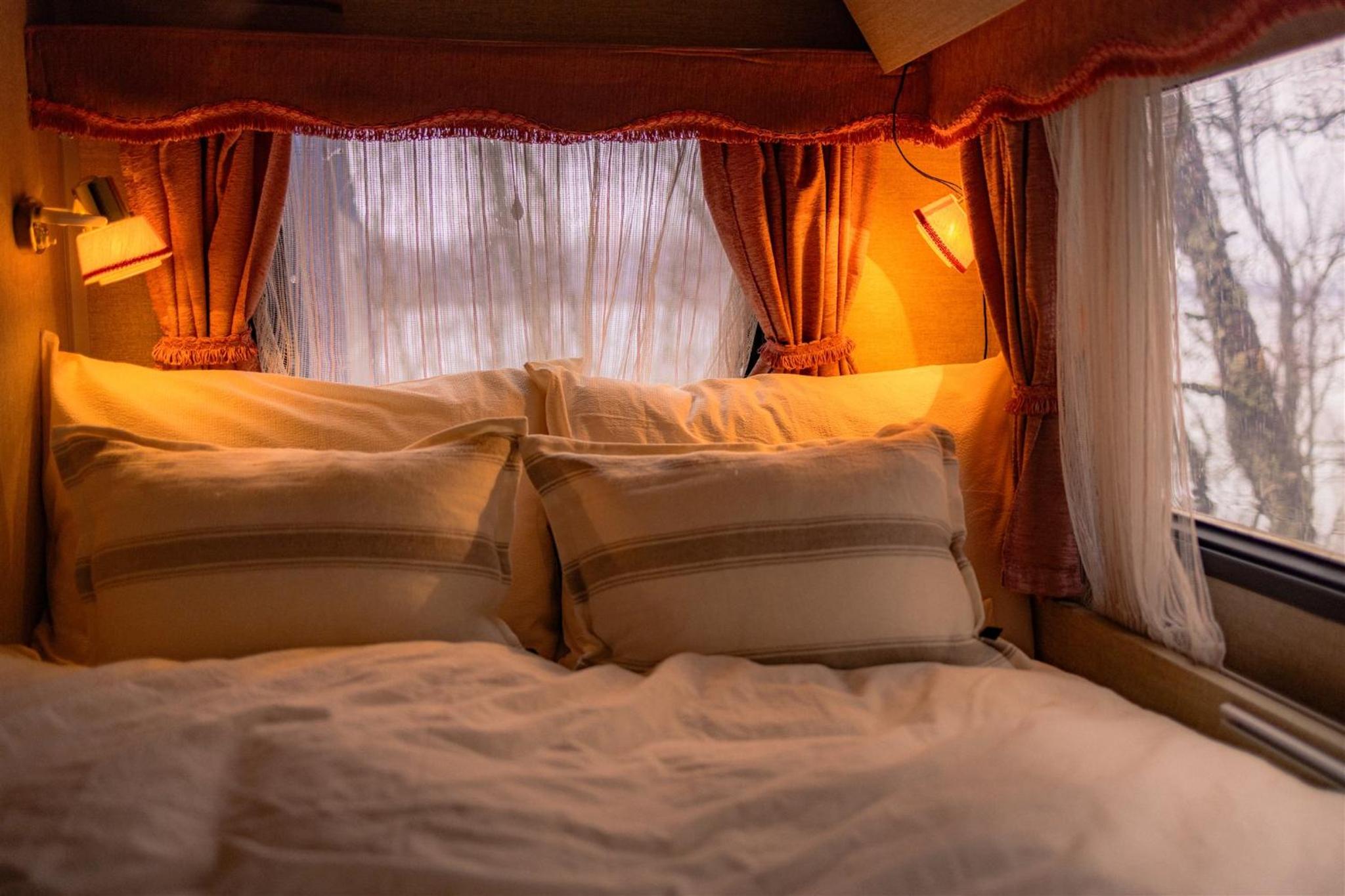 EIRA Glamping - Romantic, Ocean View, Fire Pit