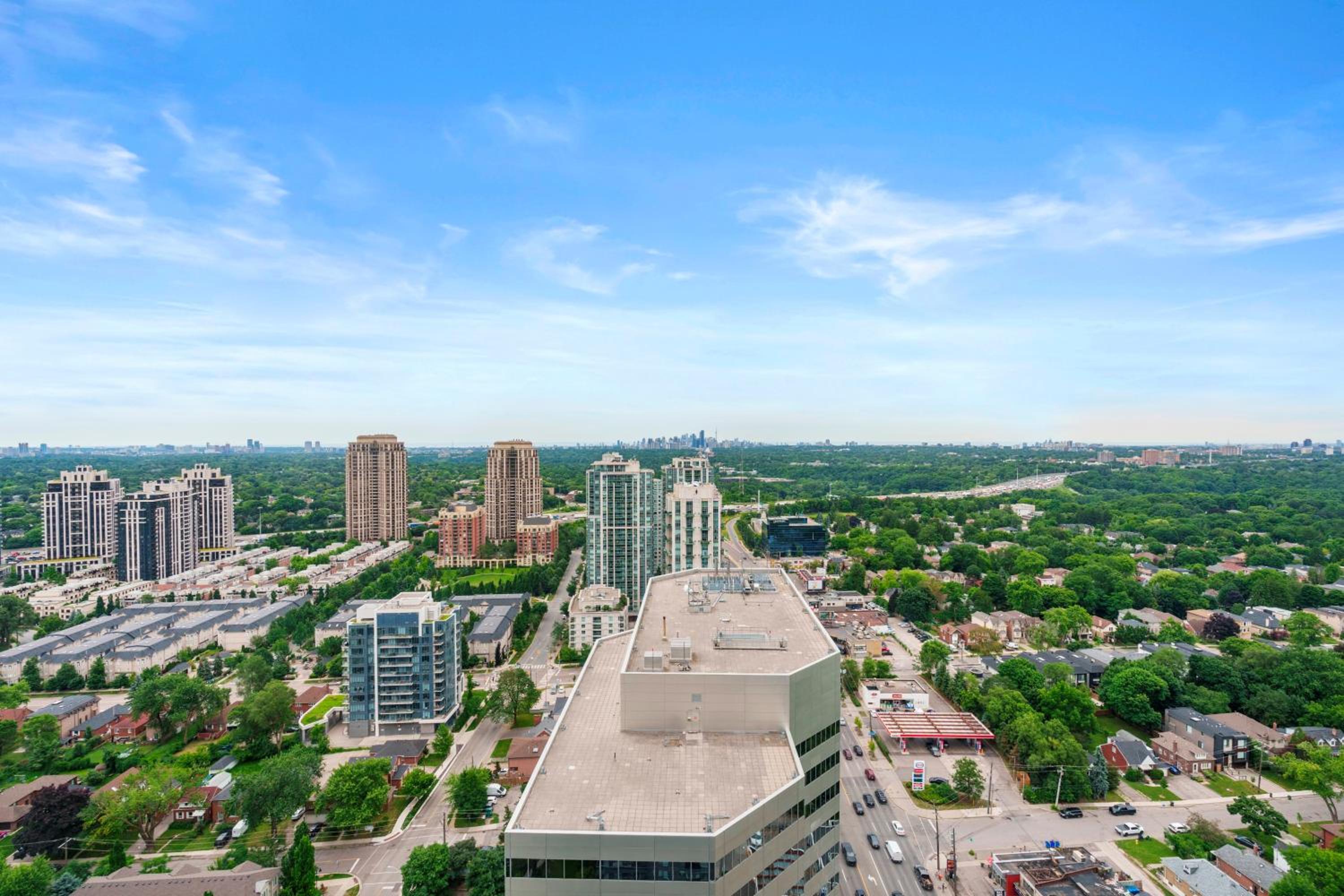 High Floor 1 Bedroom plus Den Condo Apartment City View North York Toronto
