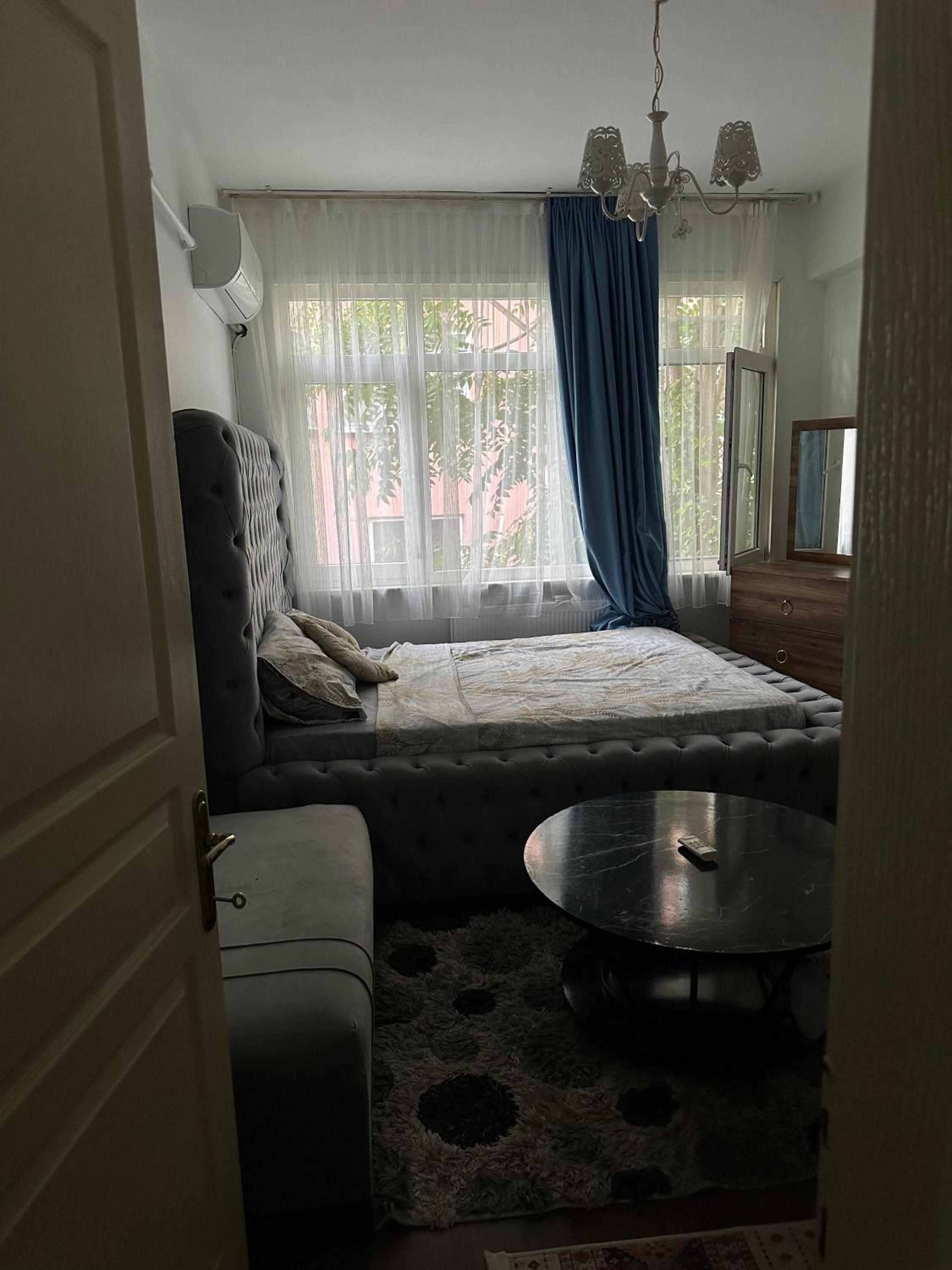 Cozy Room in Heart of Istanbul