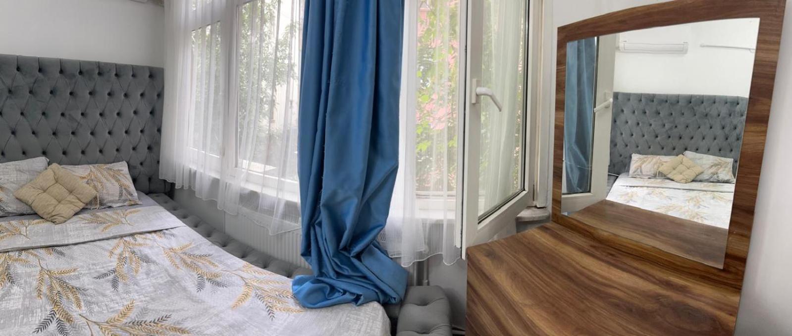 Cozy Room in Heart of Istanbul