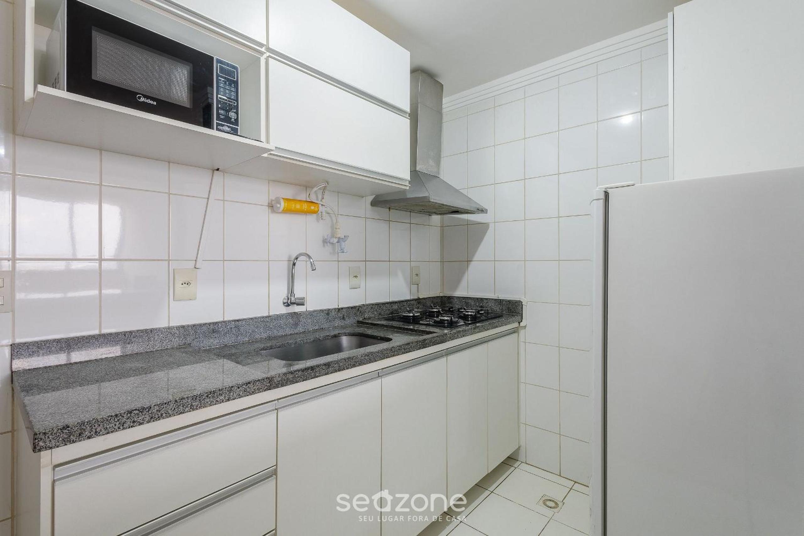 Apts in a building 800 m fr/ the Catholic Uni. of Brasília (UCB) - CRJs