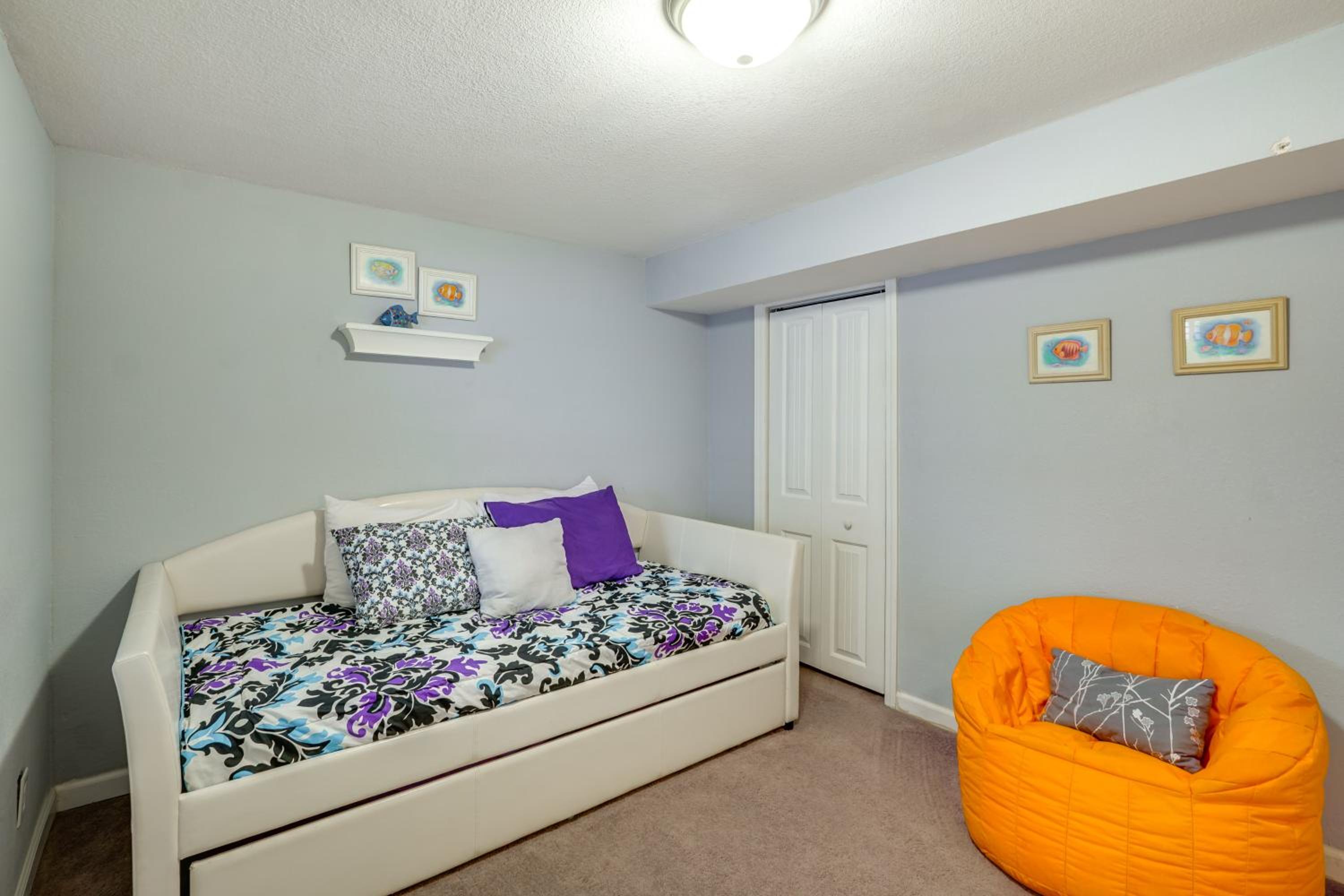 Families Welcome! Lake Ozark Getaway with Boat Slip