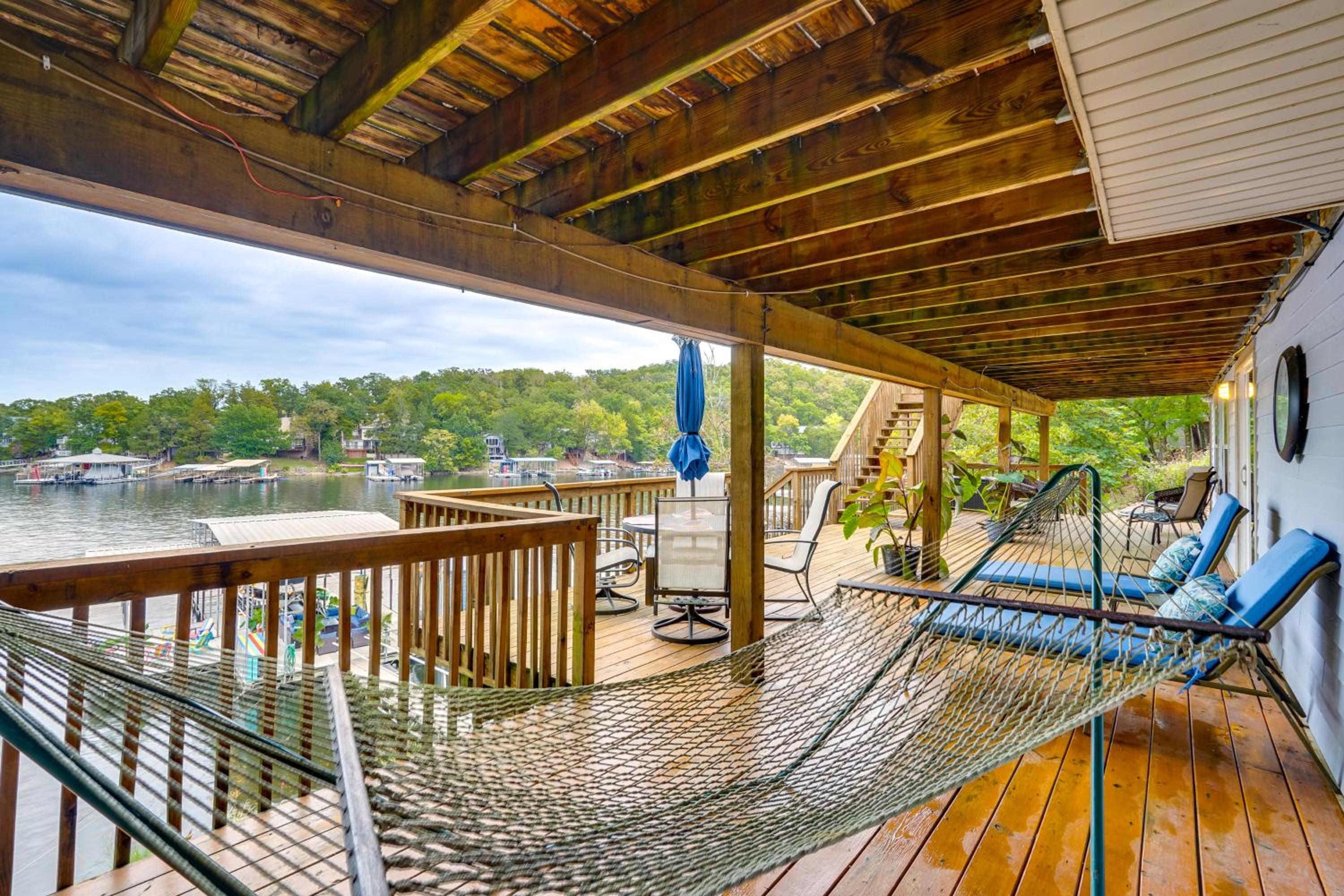 Families Welcome! Lake Ozark Getaway with Boat Slip