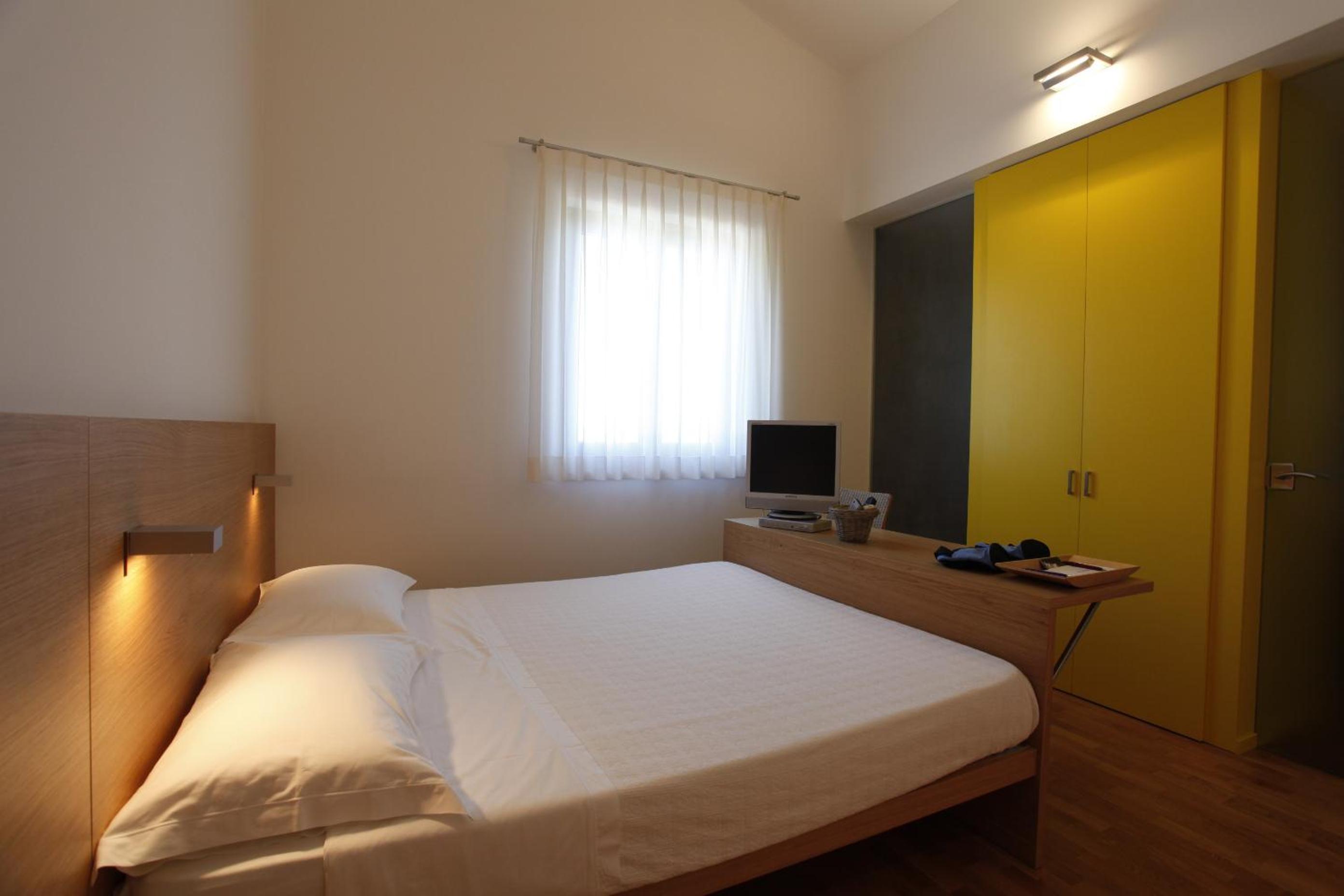 Photo 41