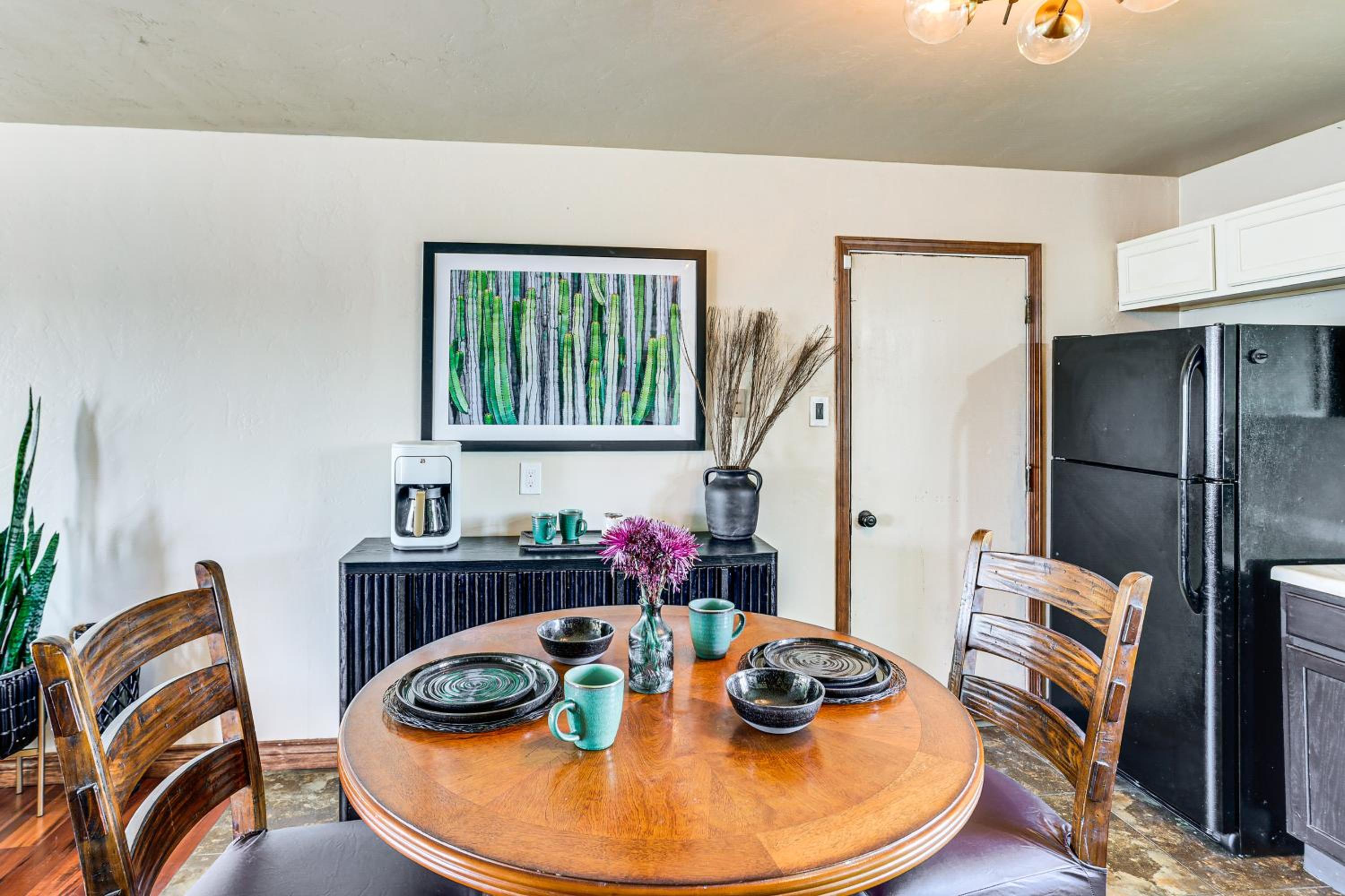 Hike and Golf Farmington Home 1 Mi to Animas River!