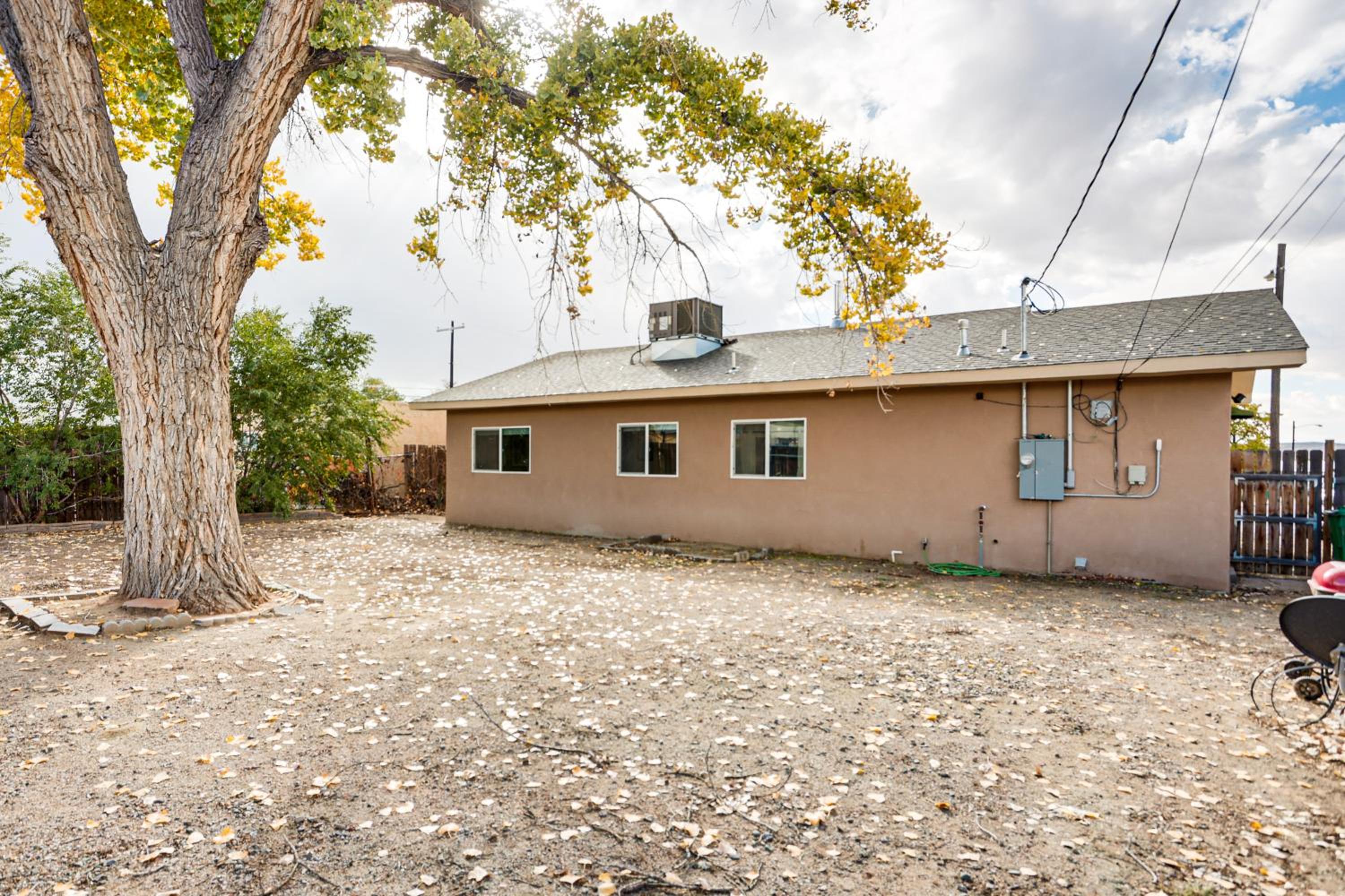 Hike and Golf Farmington Home 1 Mi to Animas River!