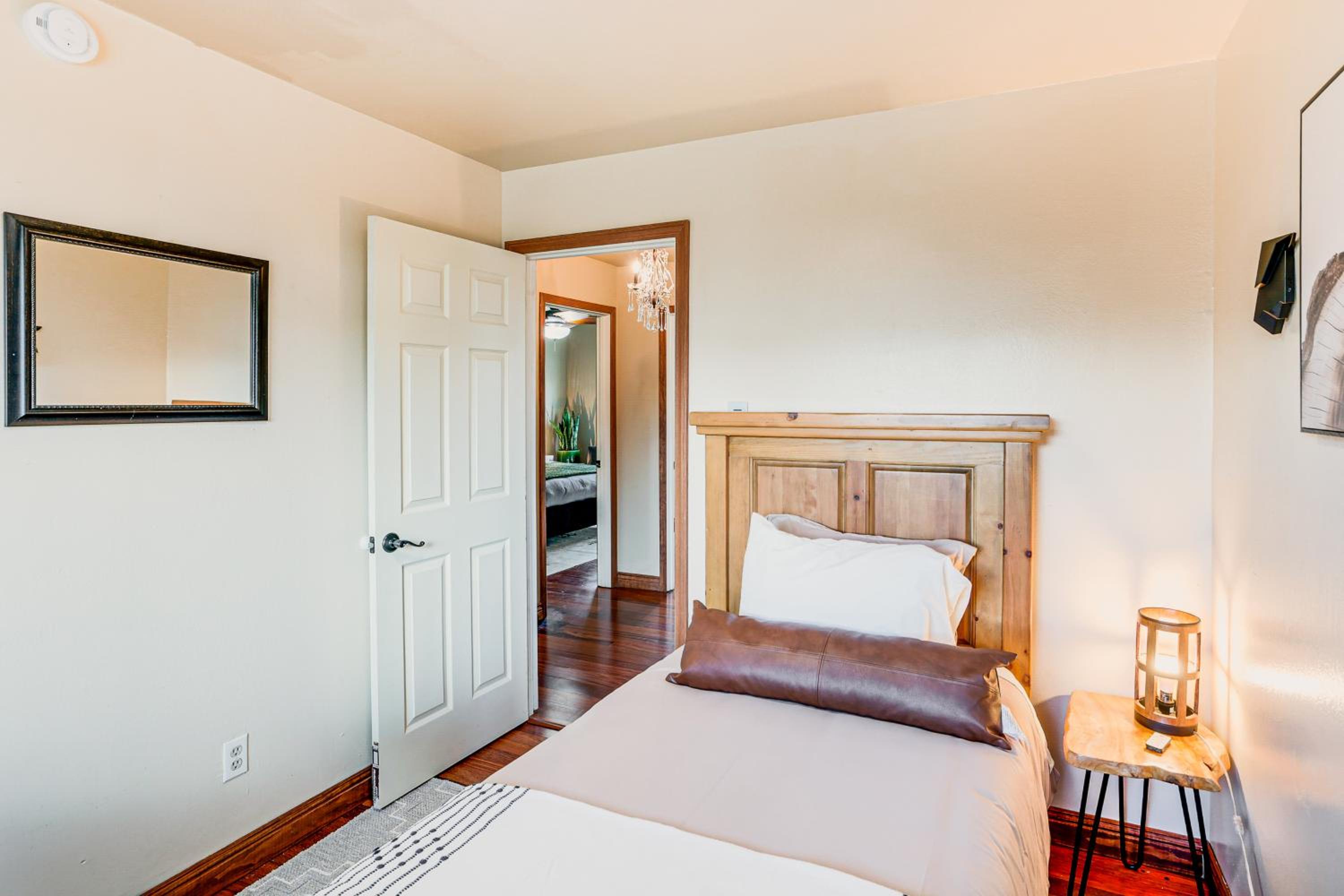 Hike and Golf Farmington Home 1 Mi to Animas River!