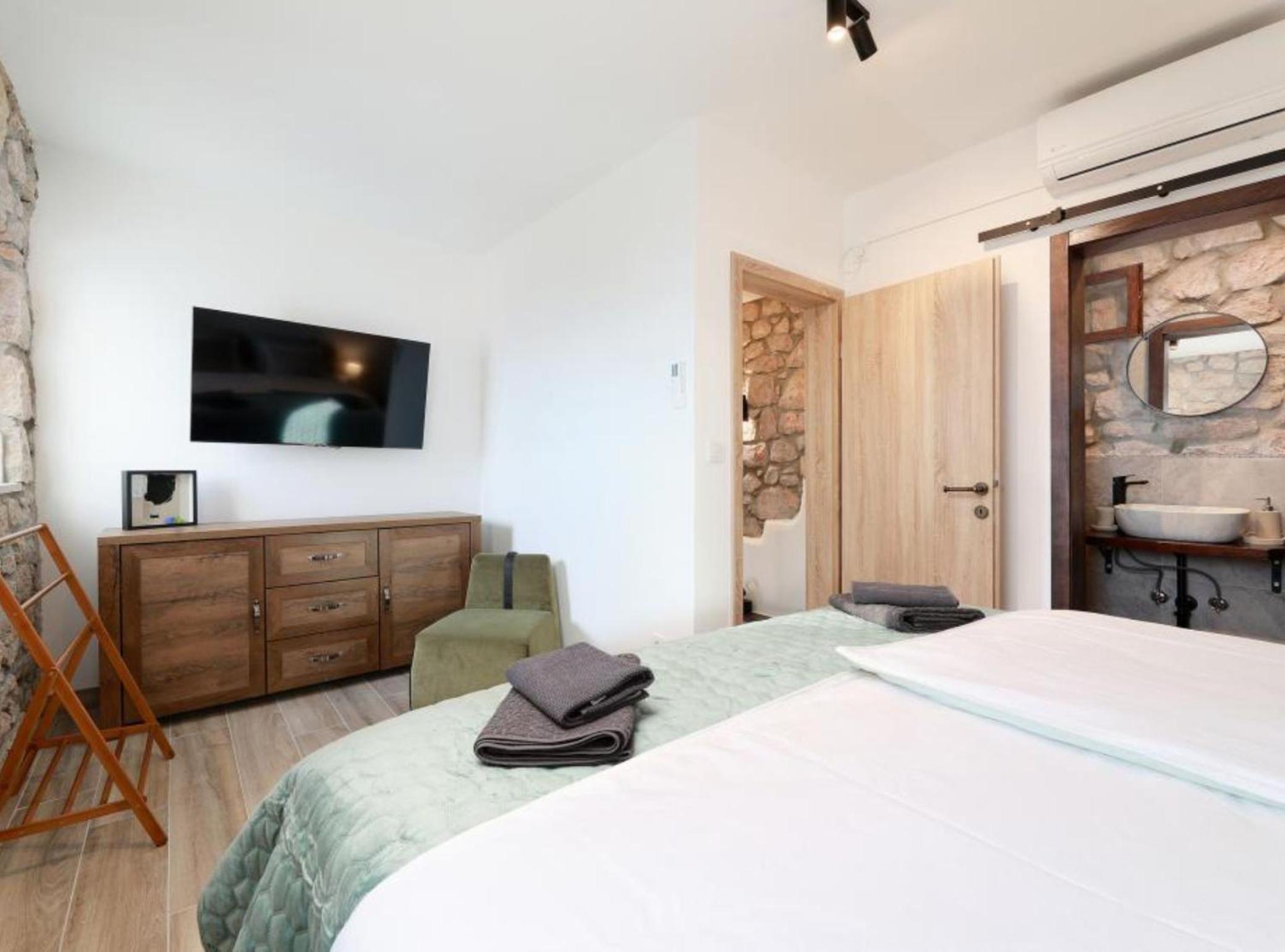 Ana Stone House Jurcic Kalic
