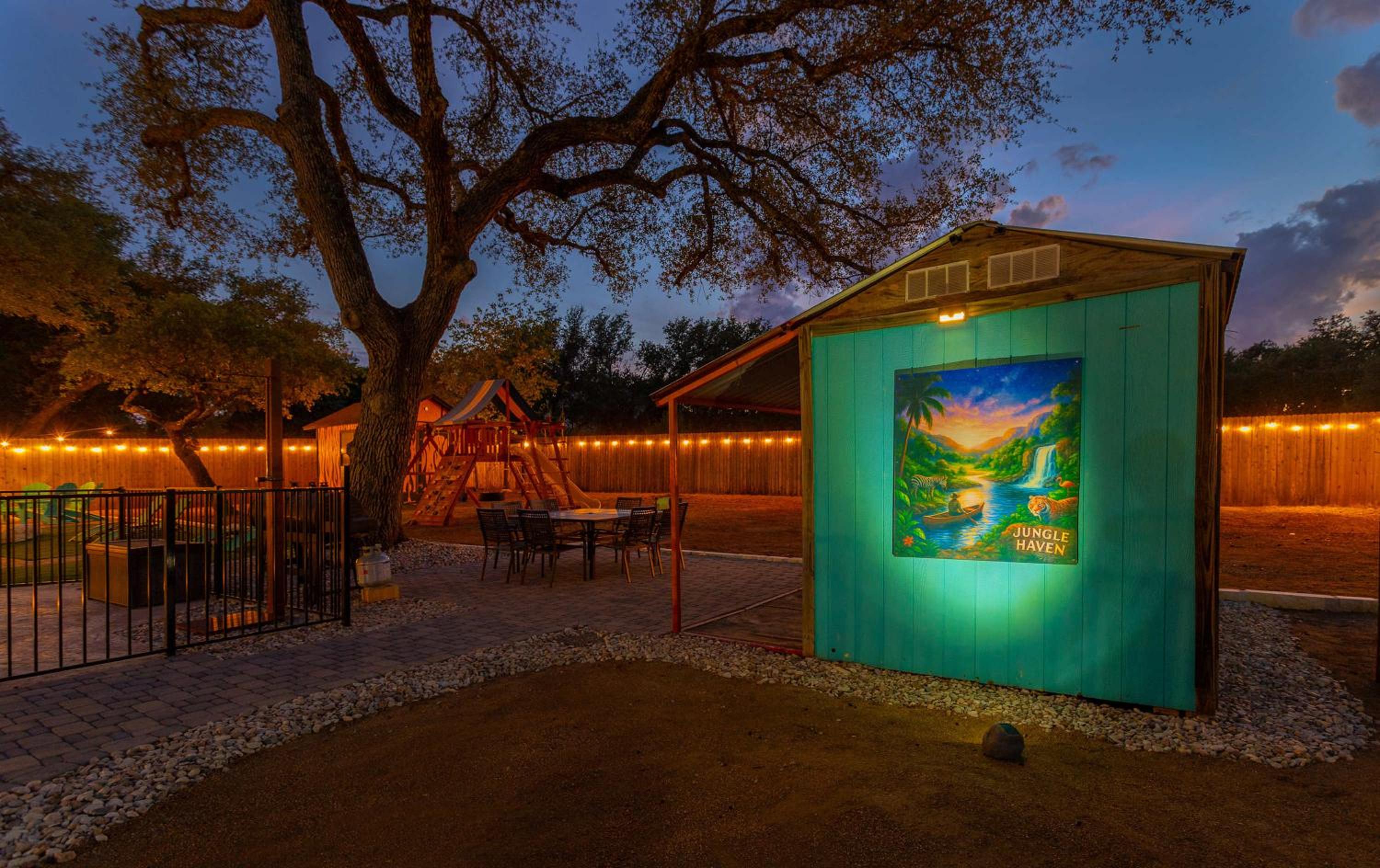 Jungle Haven Heated Pool Fun for 12