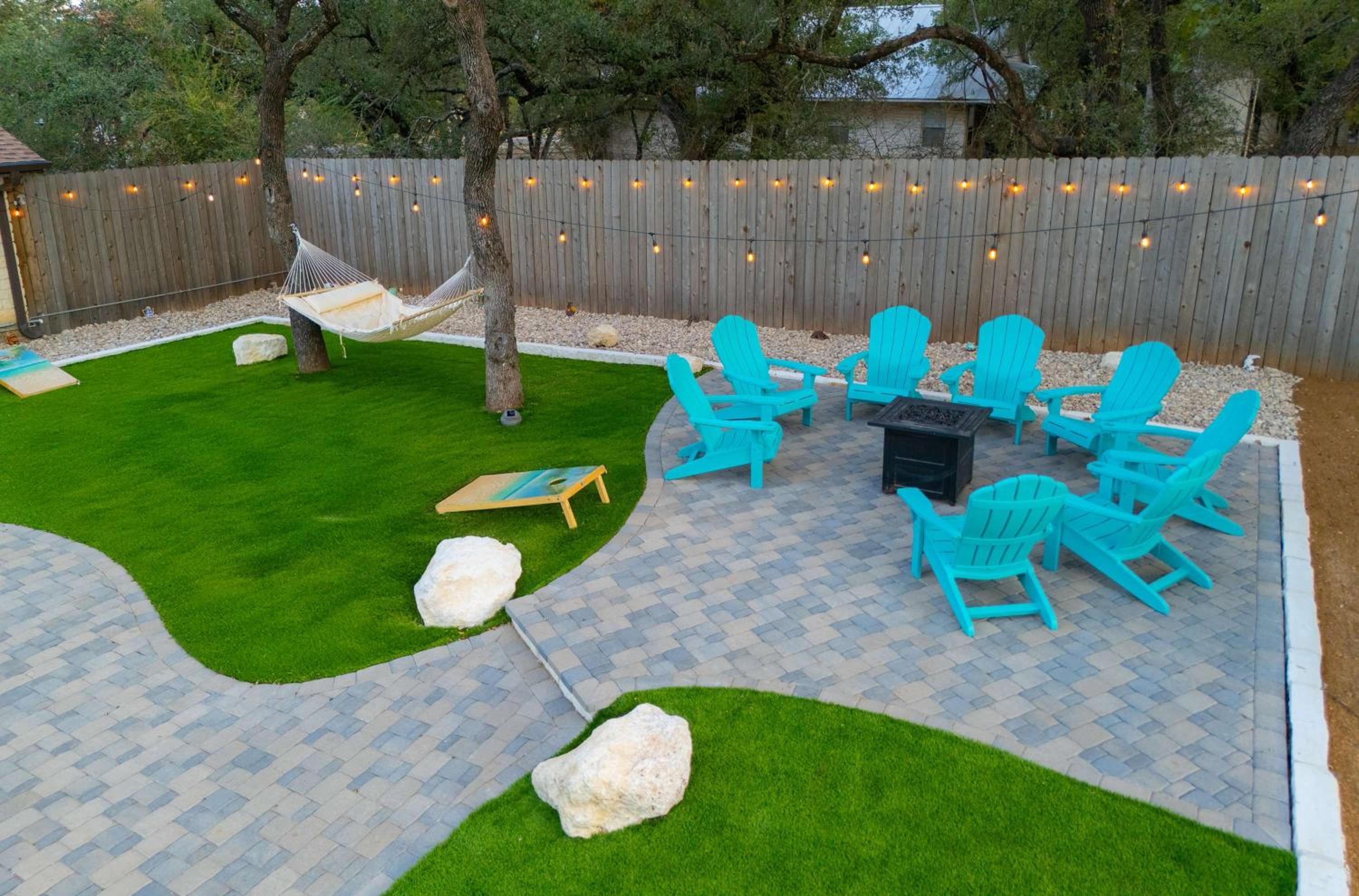 Jungle Haven Heated Pool Fun for 12