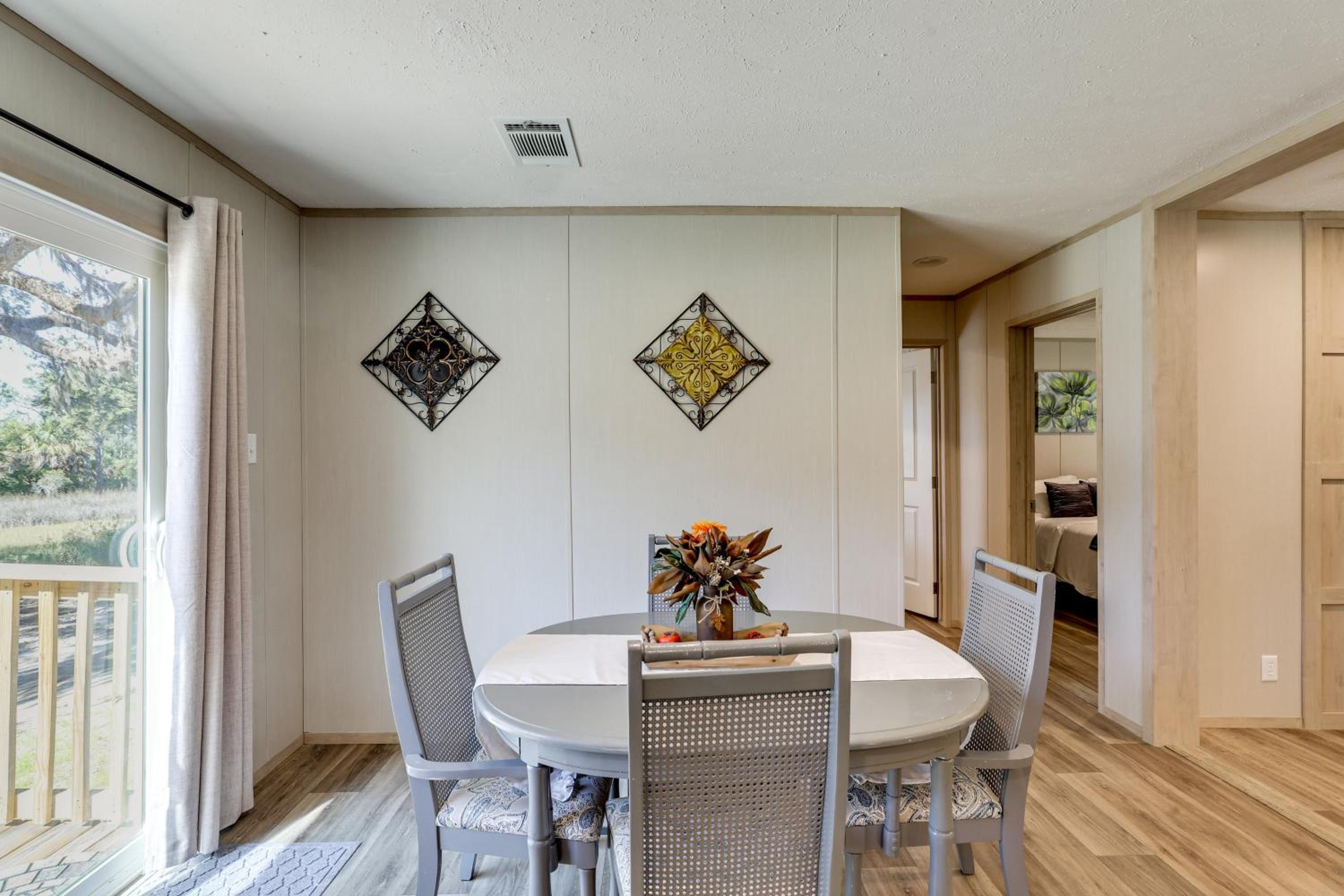 Hunt, Fish and Relax Rural Retreat in Green Pond