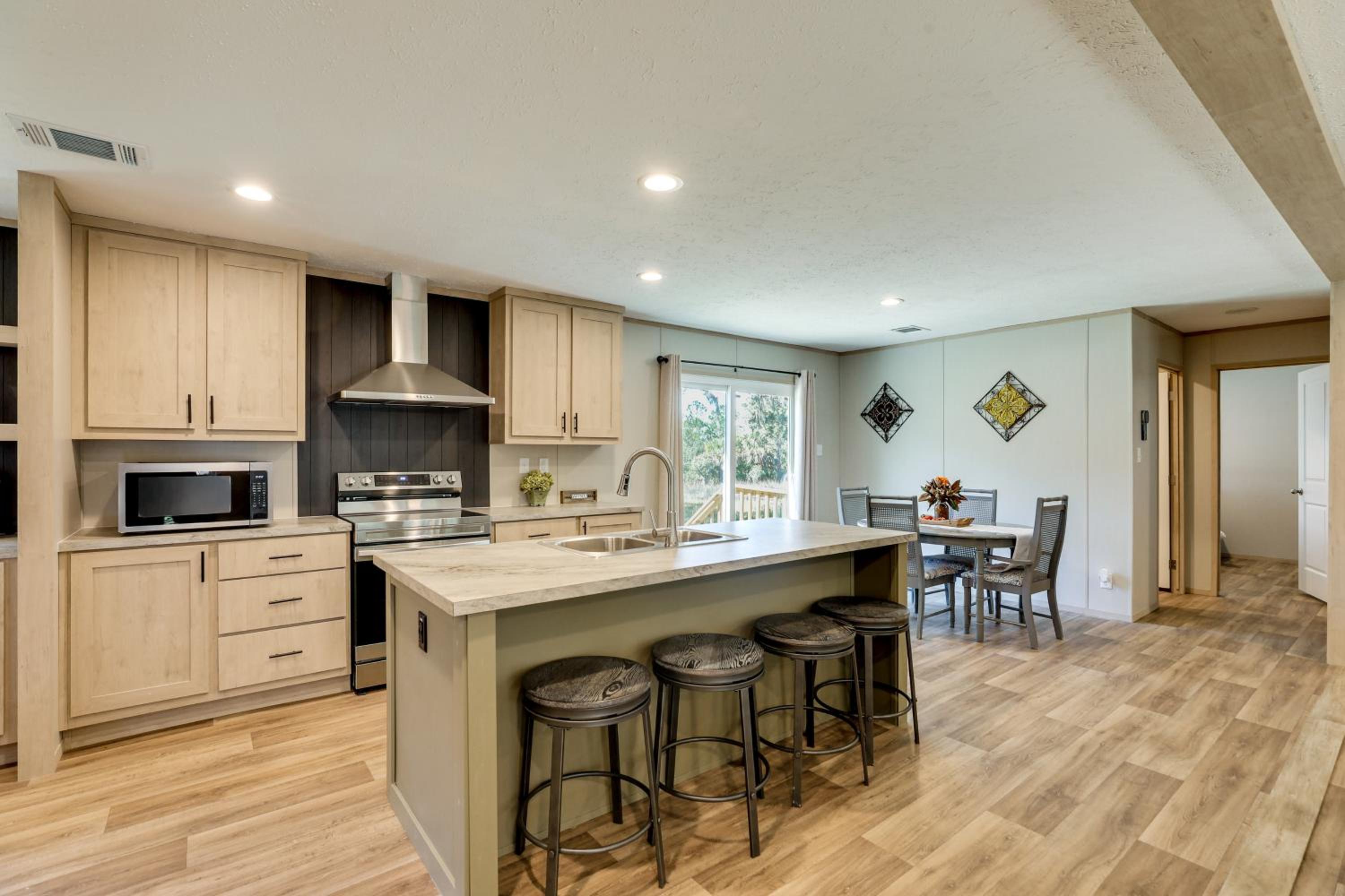 Hunt, Fish and Relax Rural Retreat in Green Pond