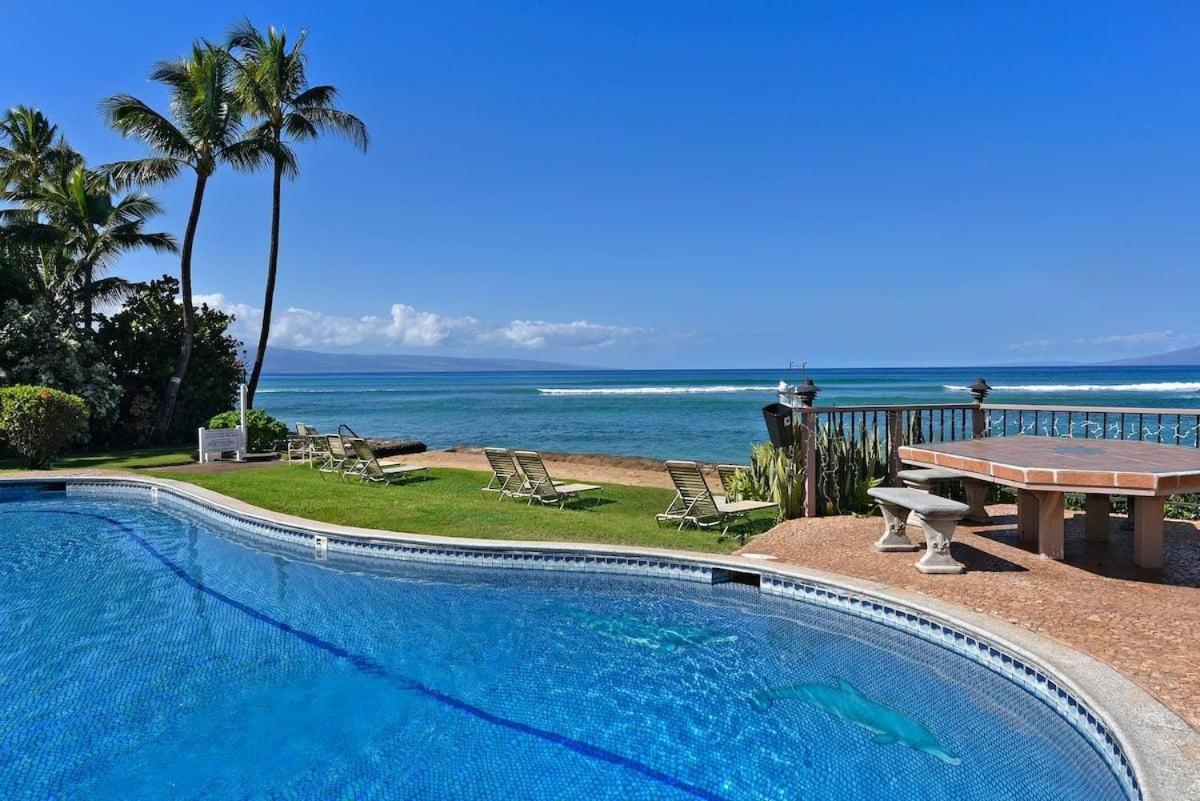Hoyochi Nikko 105 · HN 105 OceanFront 1BD w Lanai AC Steps from
