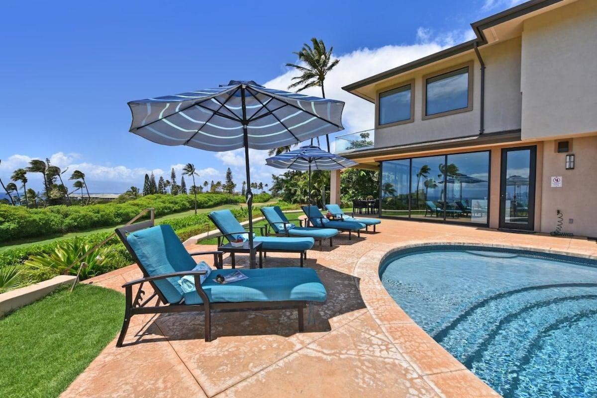 Hale Nui · HALE NUI Luxury Retreat 5BD w Private Pool Hot Tub