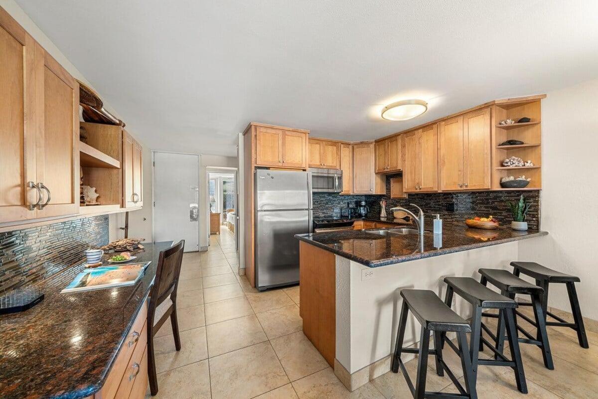 Hale Kamaole 171 · HAK 171 Ground Floor Condo Near Beach w AC