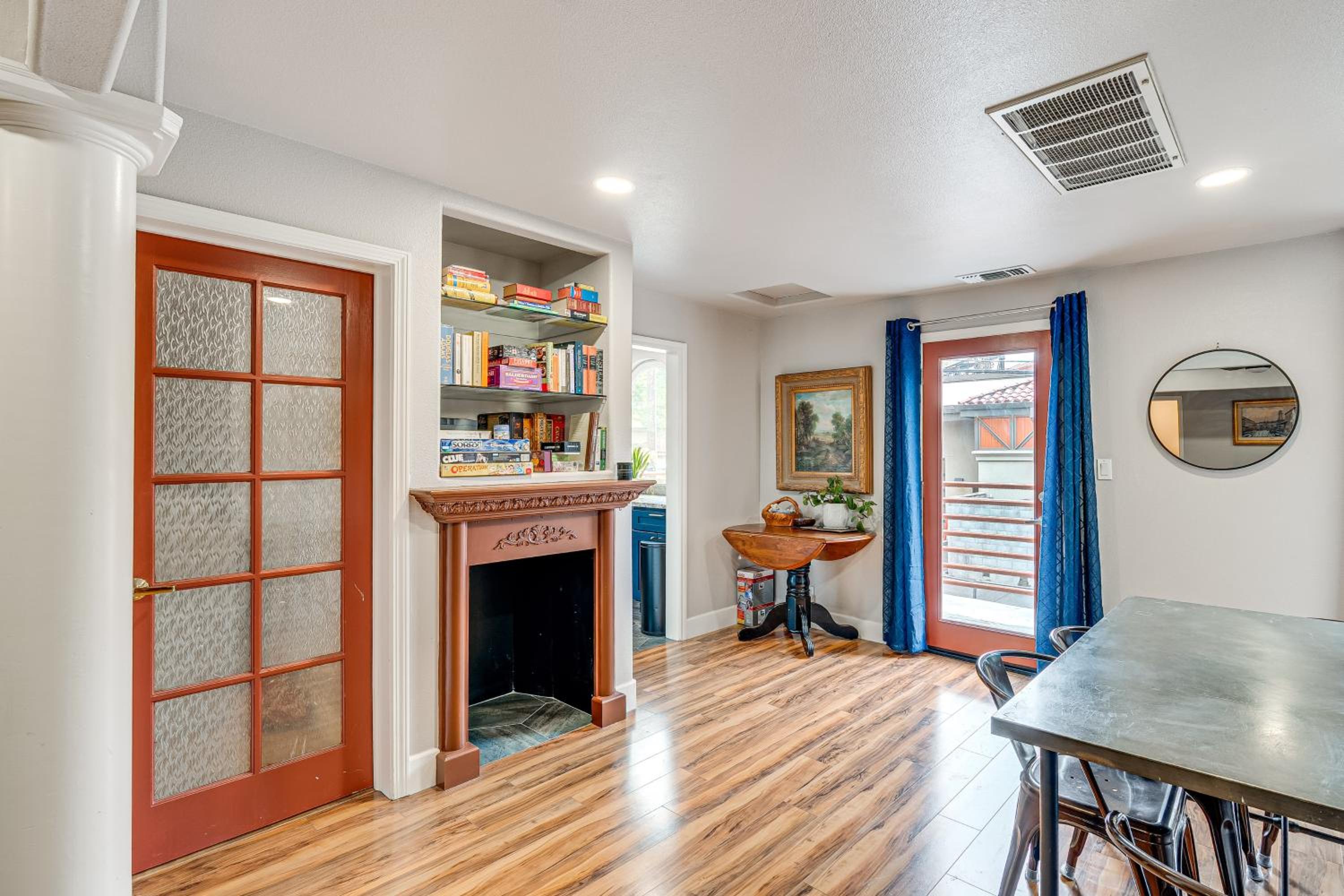 Easily Explore Fair Oaks Village! Unique Condo