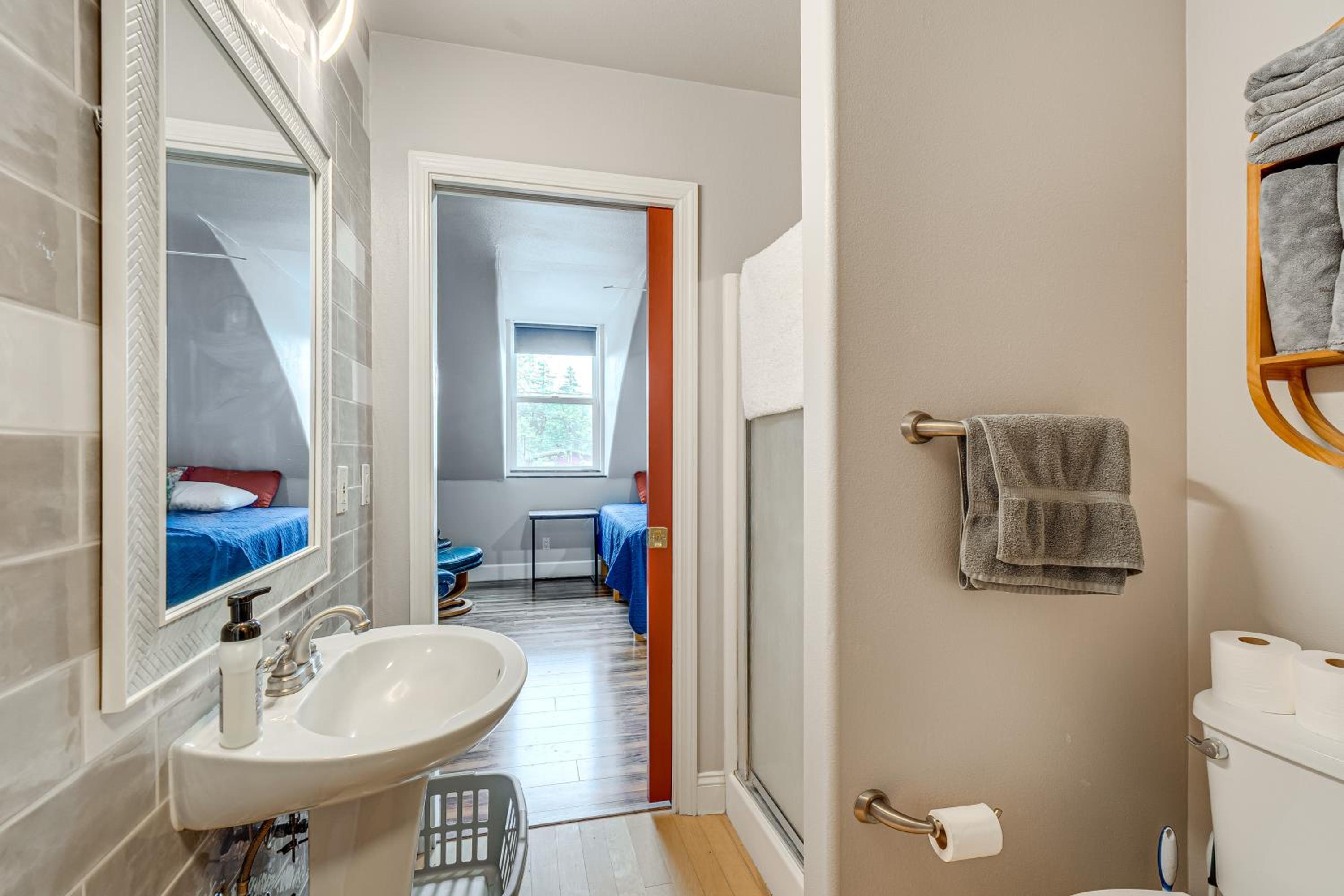 Easily Explore Fair Oaks Village! Unique Condo