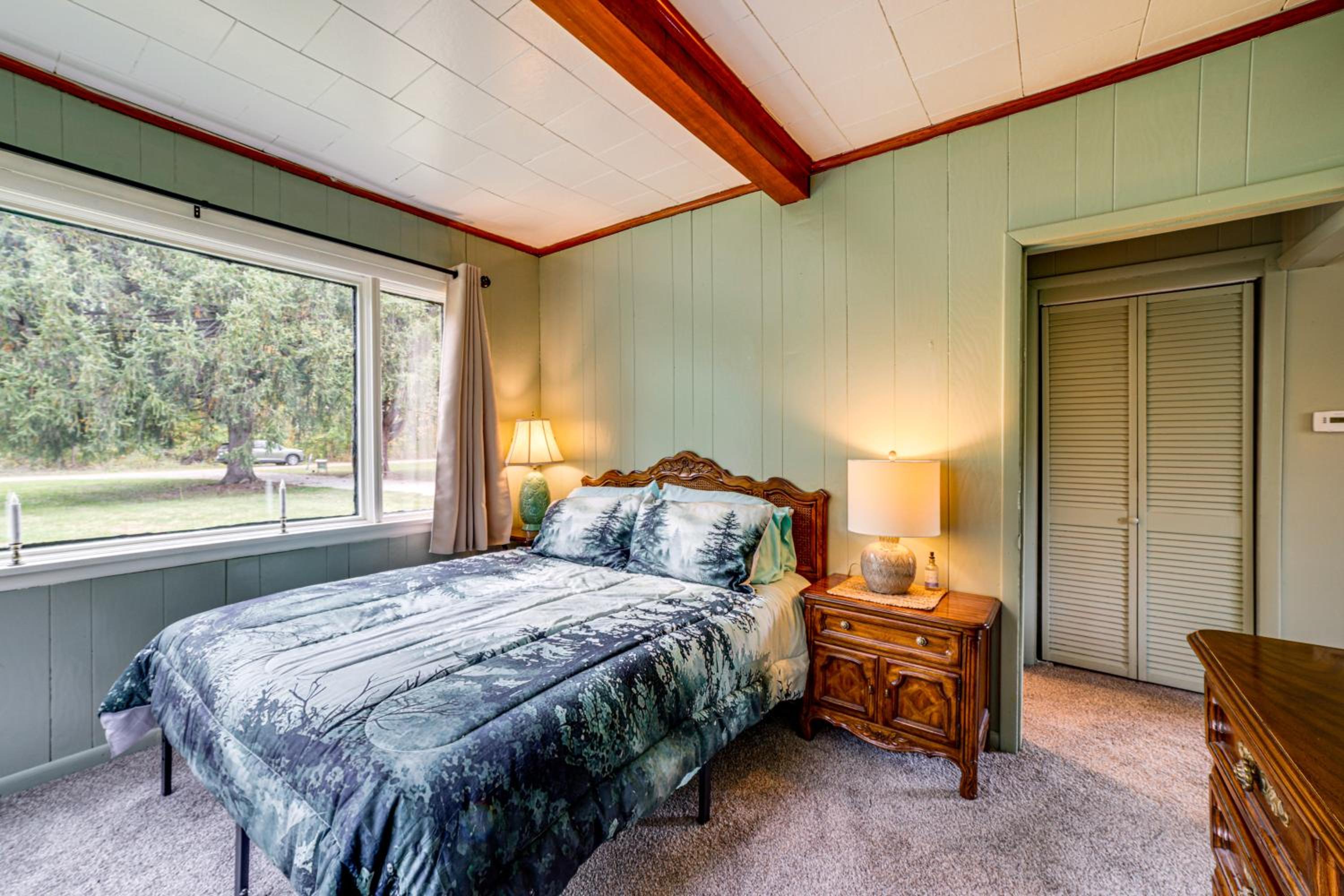 The Fishtales Riverhouse Iroquois River Stay!