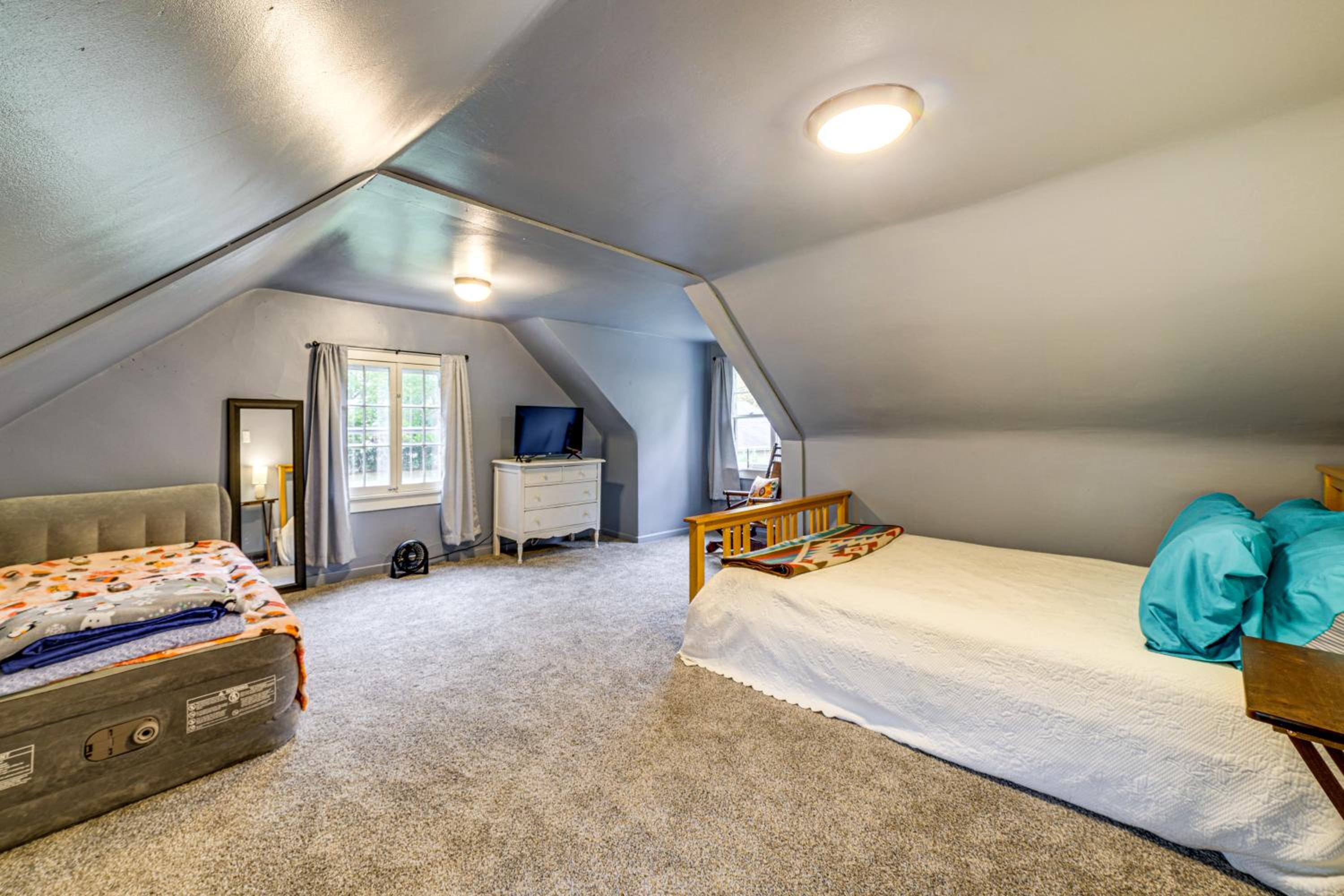 The Fishtales Riverhouse Iroquois River Stay!