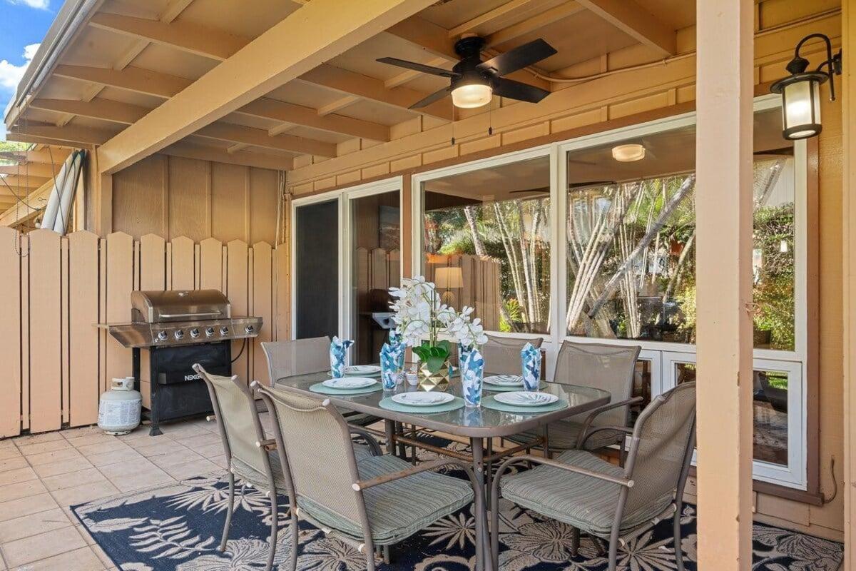 Puamana 153-4 · PU 153-4 Spacious Puamana Unit & Walk To The Bea