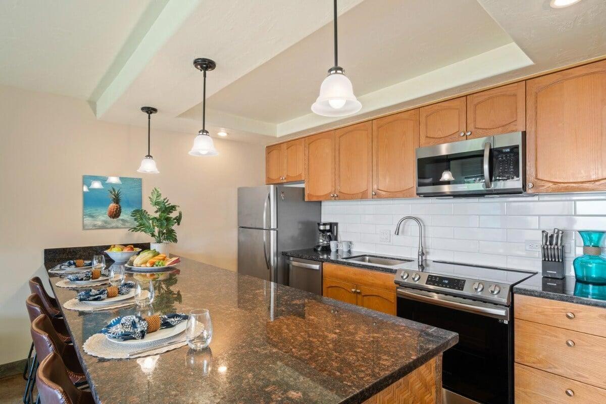 Waiohuli Beach Hale C212 · 2BD Kihei Condo Easy Beach Access