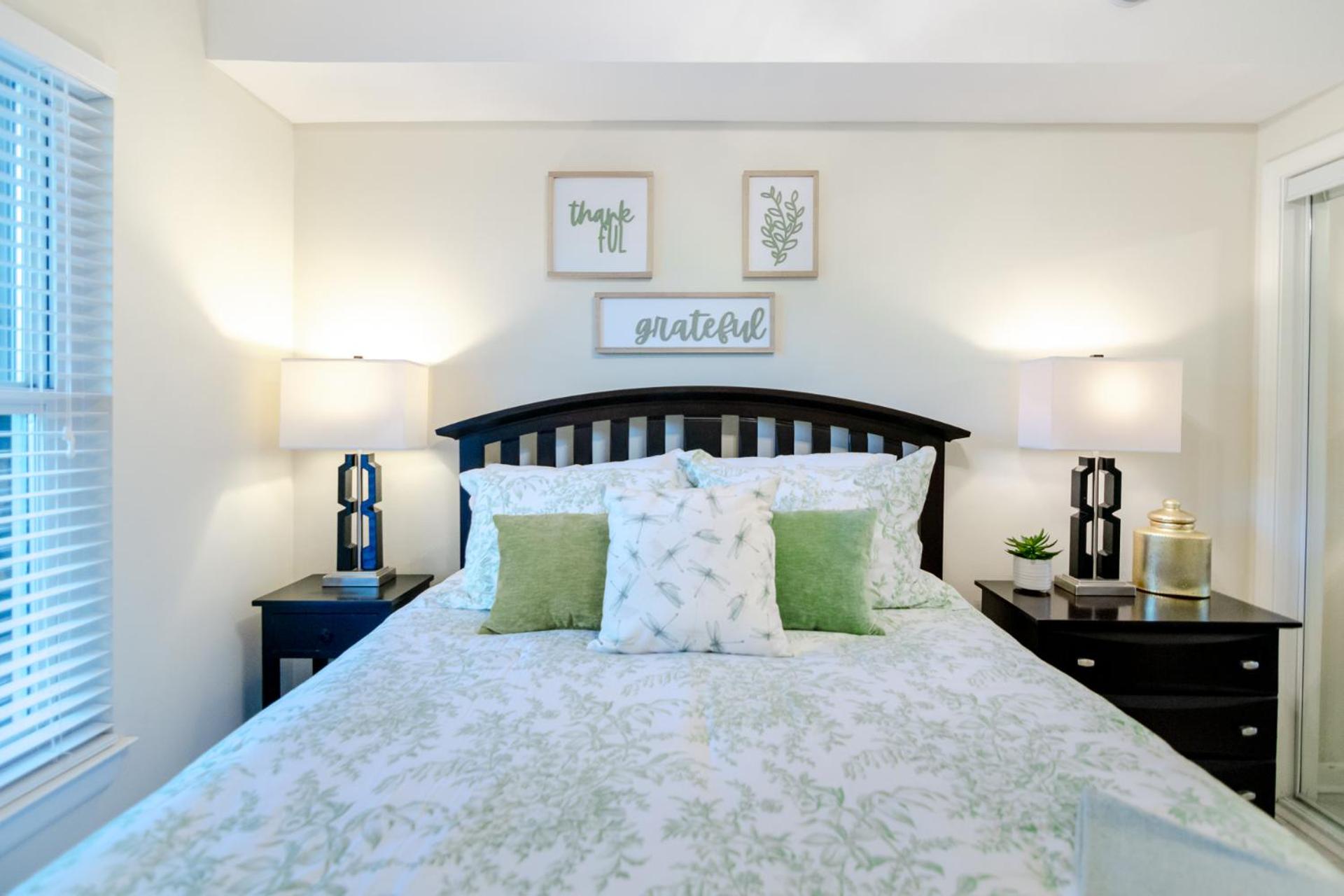 Beachview Condo at Legacy Tower 2 -206 - fully furnished 2 bedroom 2 bathroom