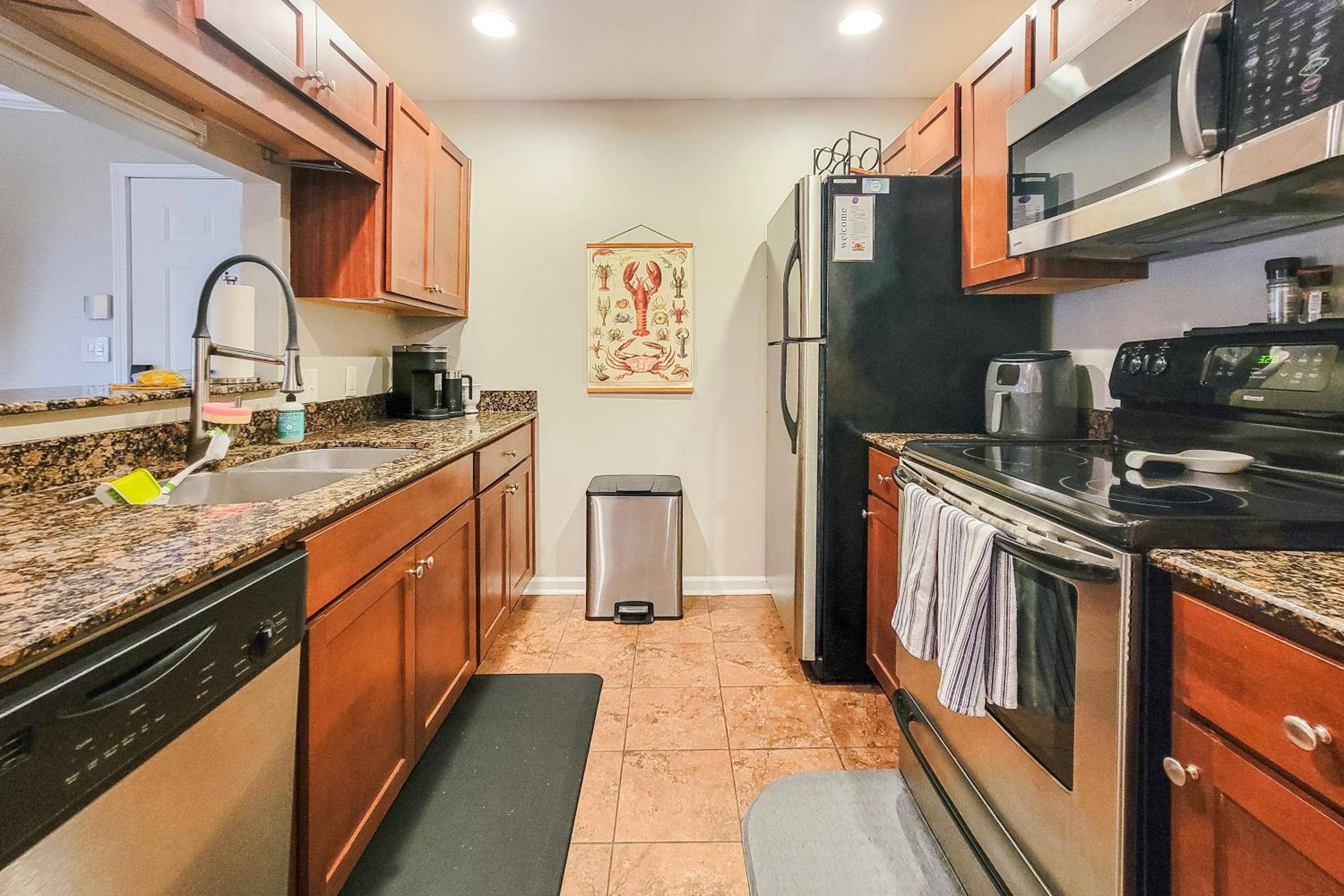Waterfront condo at Harbor Landing G02 - Relax in BEAUTIFUL Ocean Springs