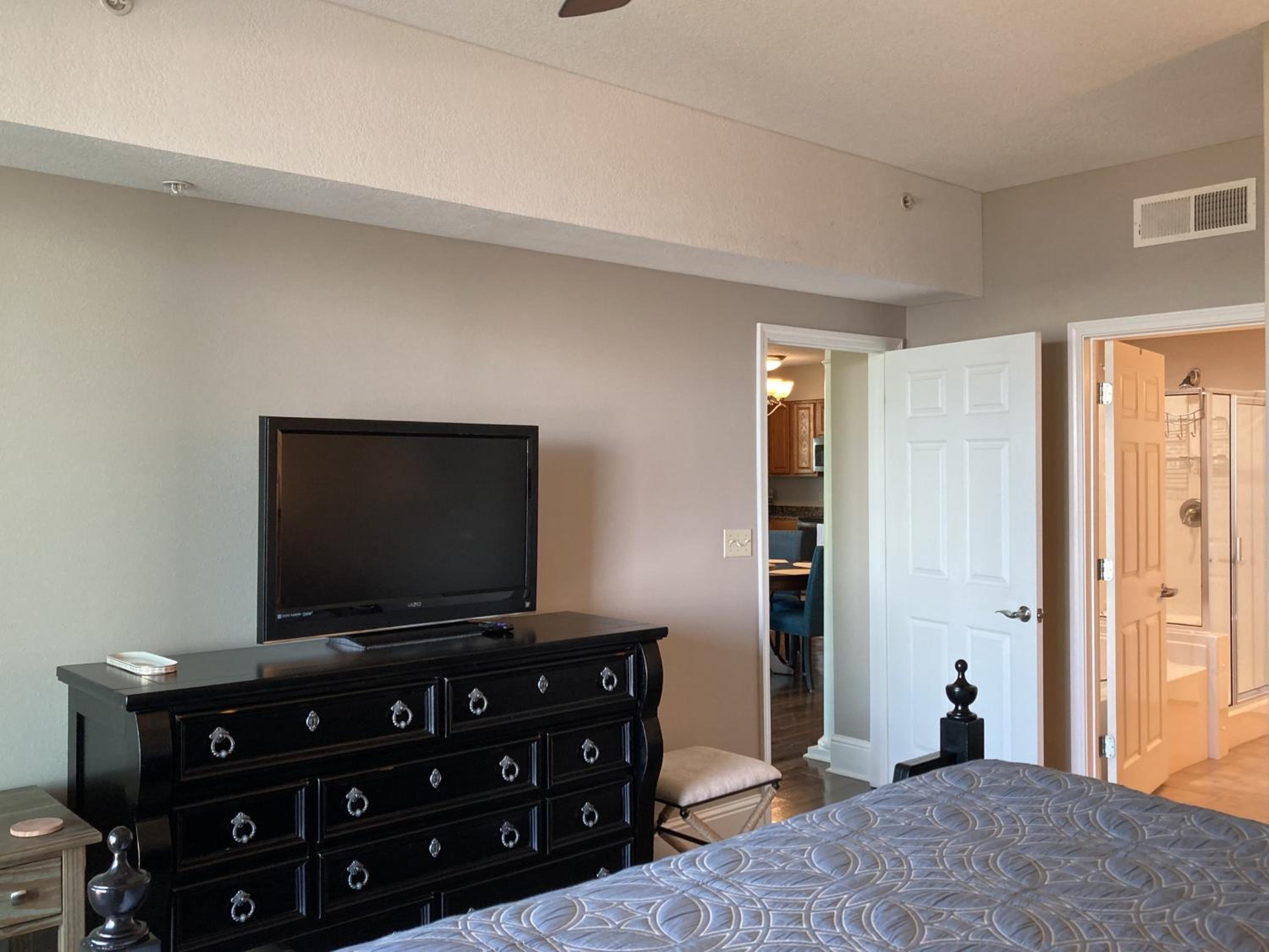 Quiet Beachview End Unit in Legacy Tower 2 -309 - 3 bedroom 3 bath condo