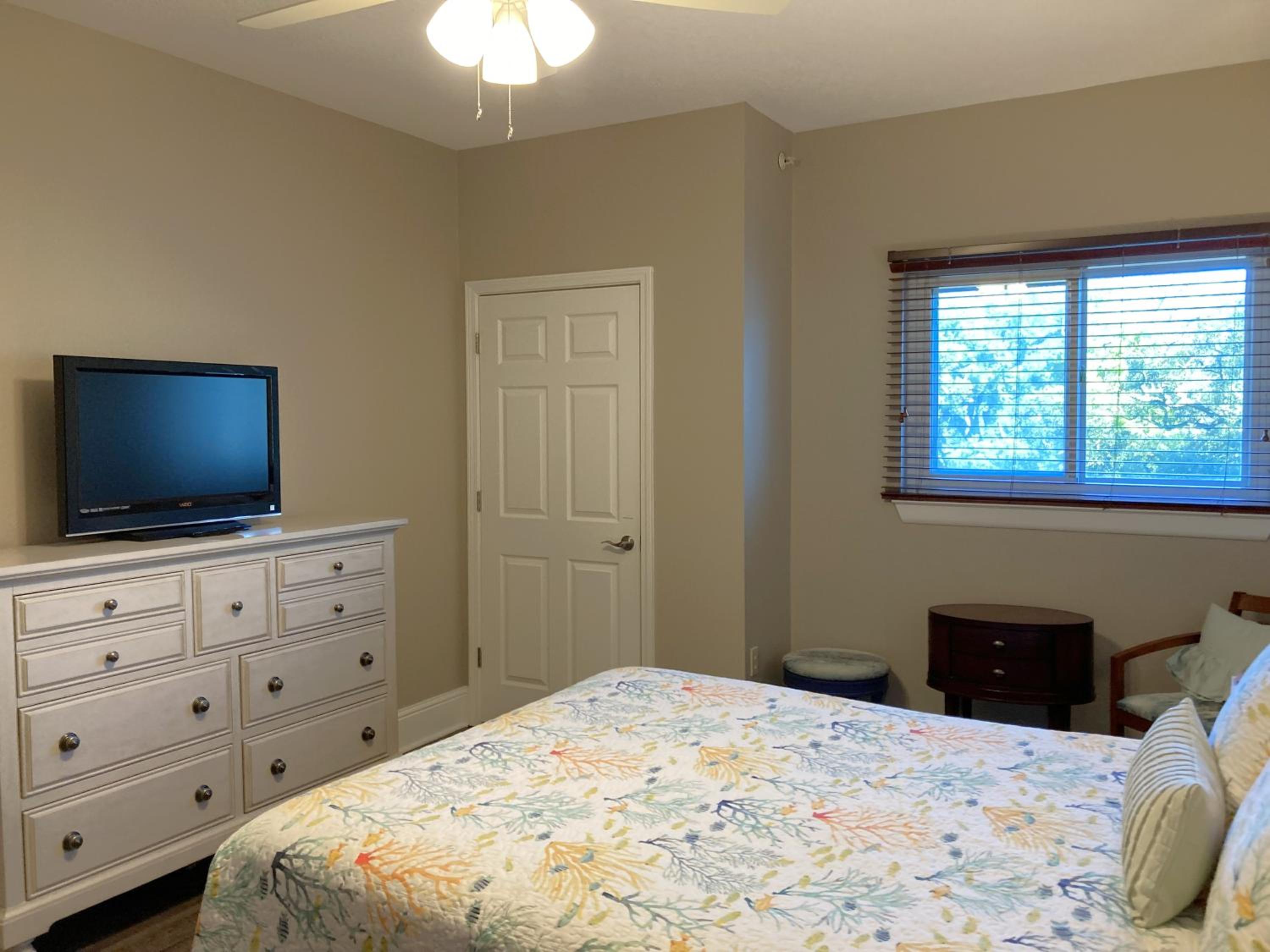 Quiet Beachview End Unit in Legacy Tower 2 -309 - 3 bedroom 3 bath condo
