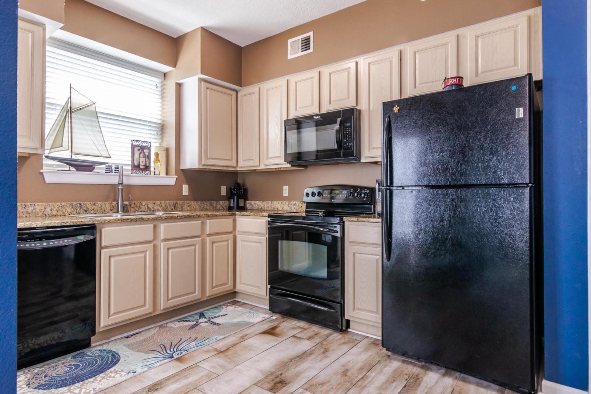Spacious Beachview End Unit in Legacy Tower 2 -809 - 3 bedroom 3 bath condo