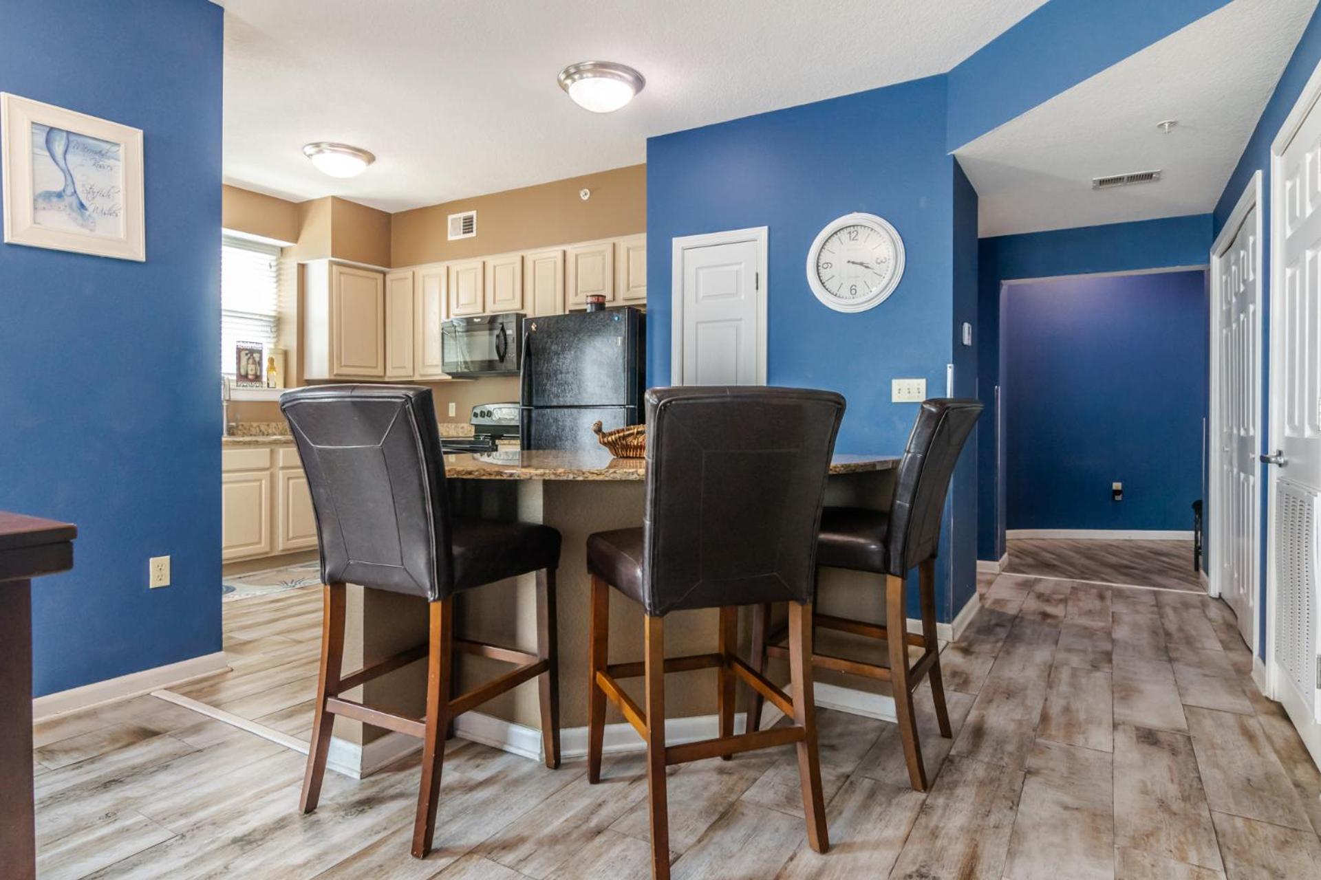 Spacious Beachview End Unit in Legacy Tower 2 -809 - 3 bedroom 3 bath condo
