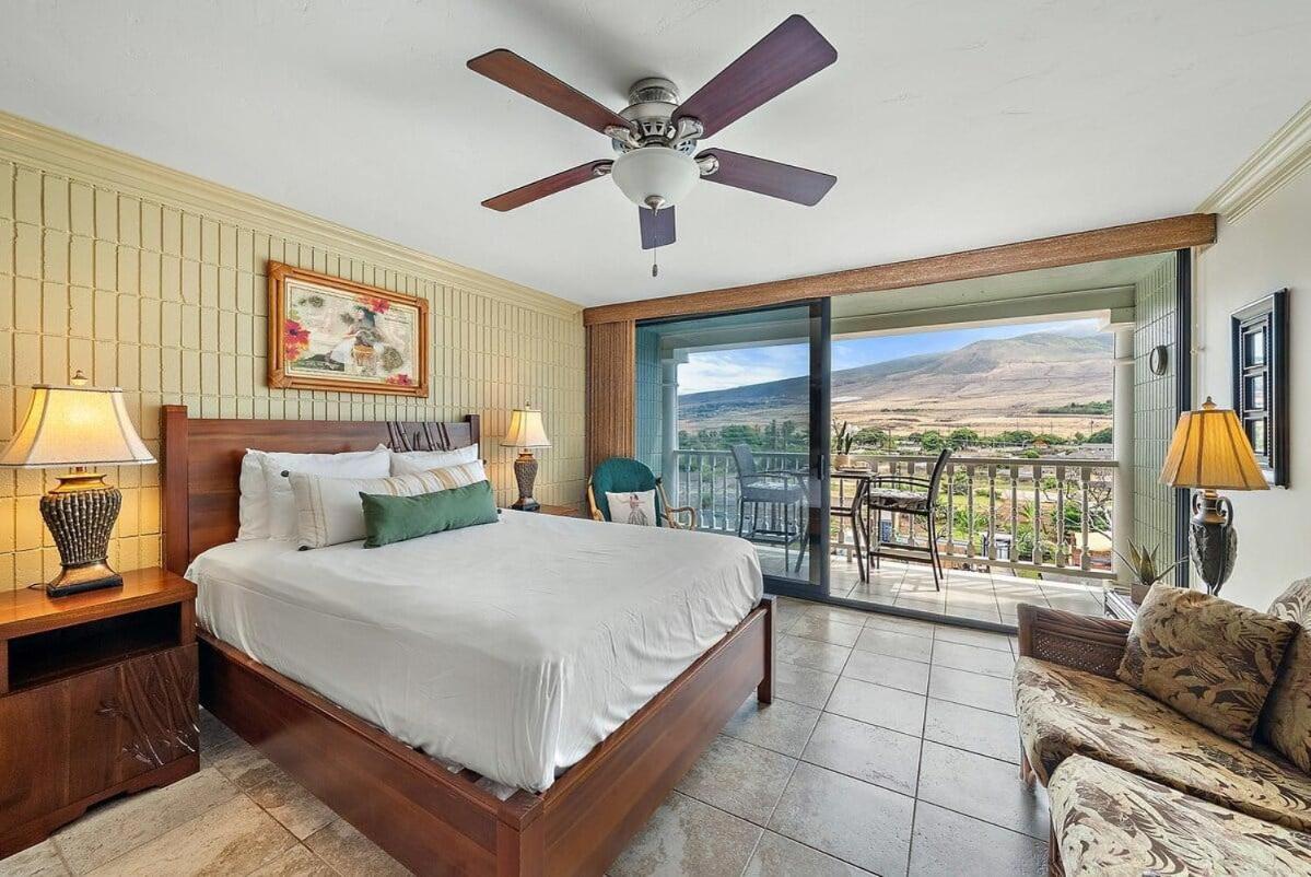 Lahaina Shores 512 · LS 512 Getaway Studio by the Beach Pool Hot