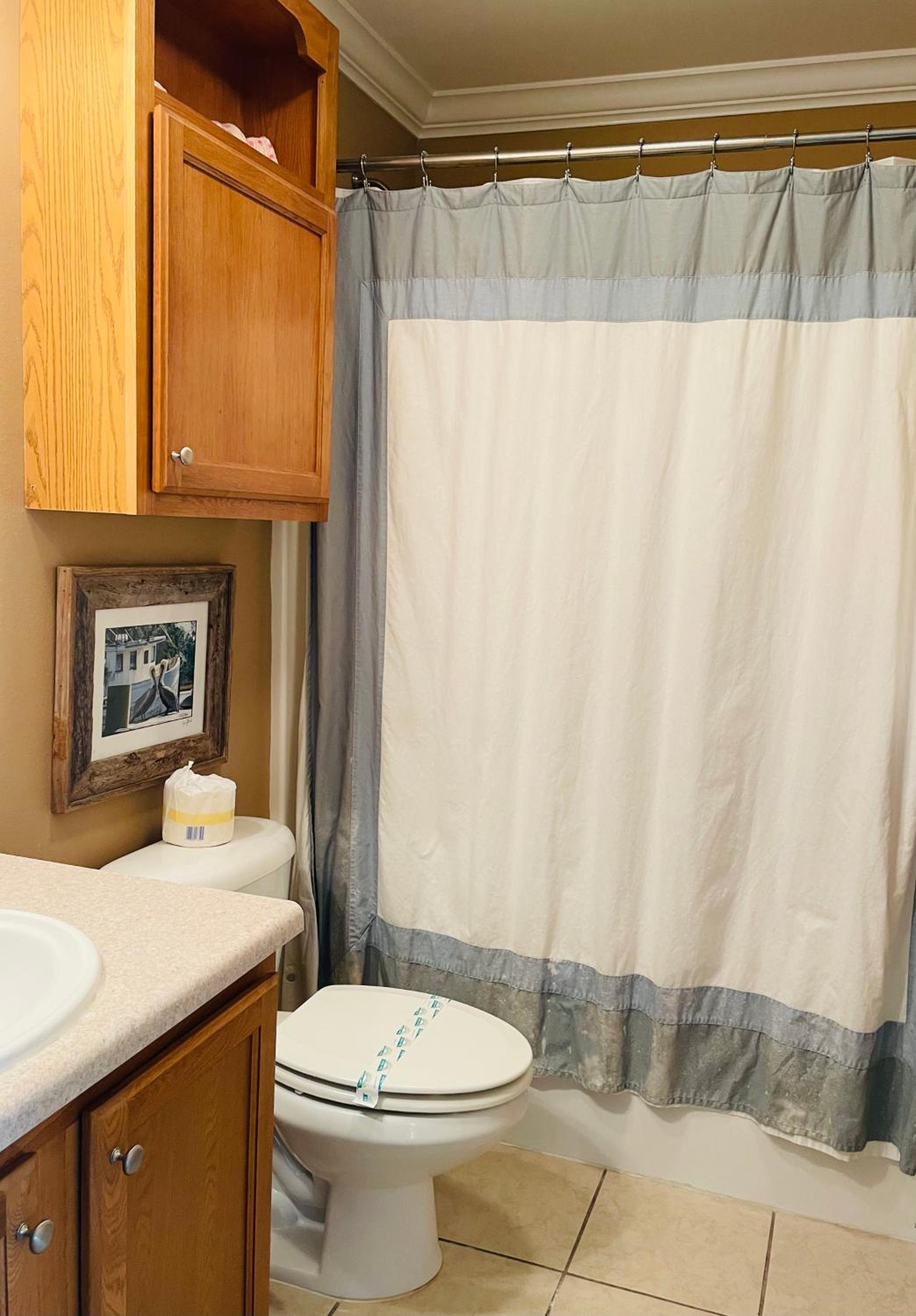 123 Beau Clair - Beachside Townhome with Balcony and Pool in Long Beach