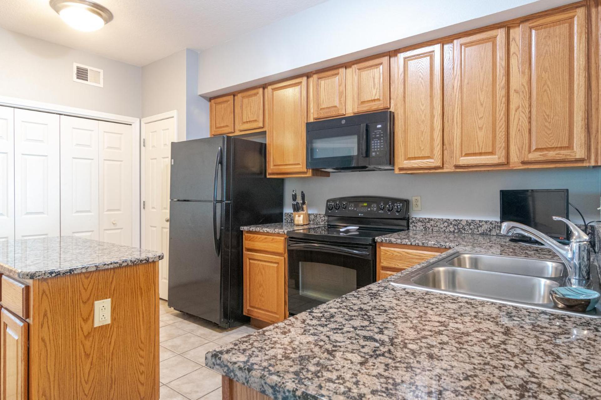 Beachview Condo at Legacy Tower 2 -802 - fully furnished 2 bedroom 2 bathroom