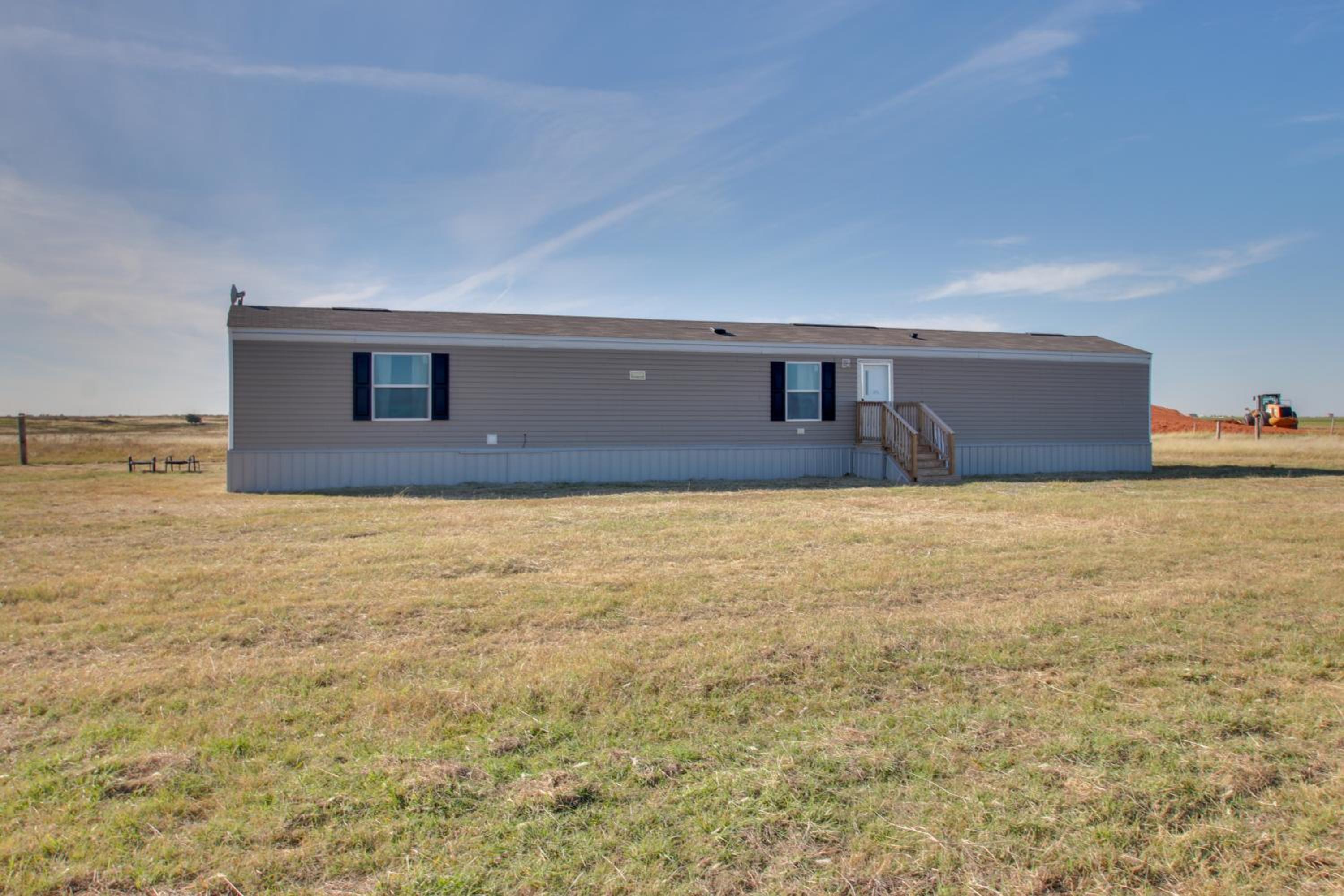 Secluded El Reno Retreat w/ Private Fishing Lake!