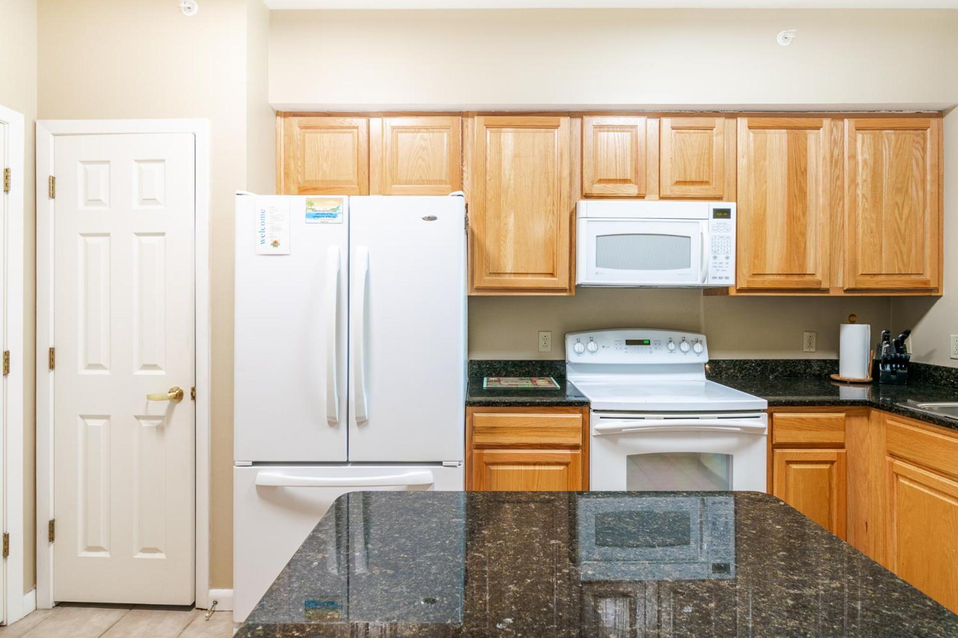 Beachview Condo at Legacy Tower 1 -202 - fully furnished 2 bedroom 2 bathroom