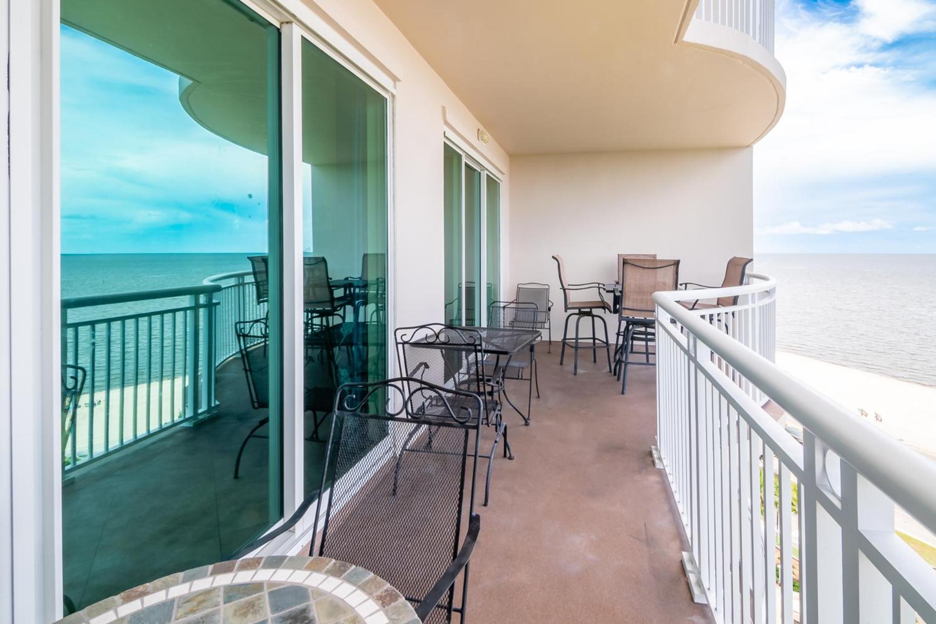 Beachview Condo at Legacy Tower 2 -706 - fully furnished 2 bedroom 2 bathroom