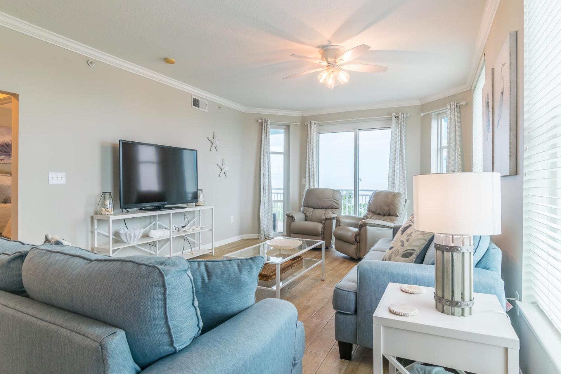 Spacious Beachview End Unit in Legacy Tower 1-508 - 3 bedroom 3 bath condo