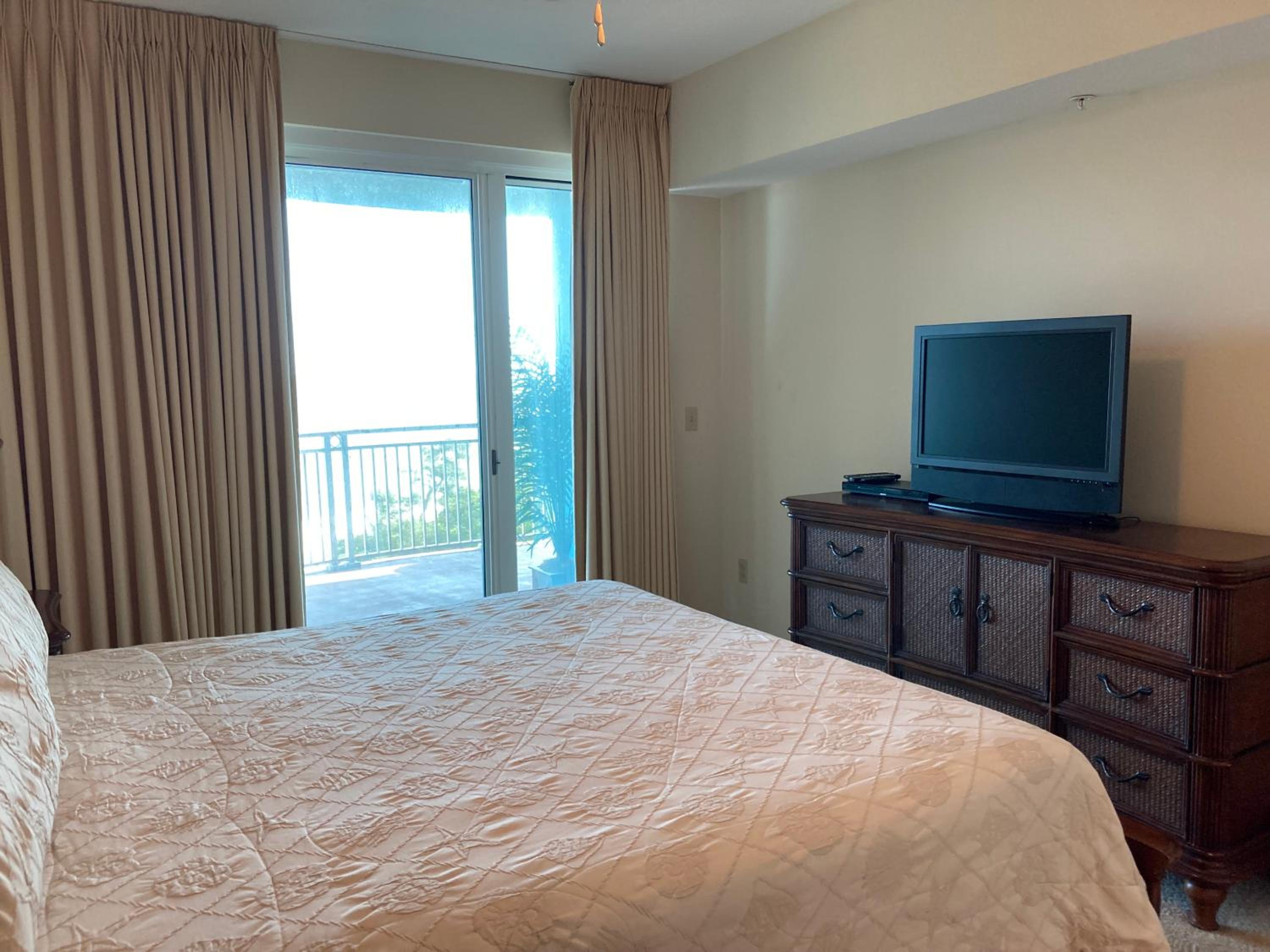 Beachview Condo at Legacy Tower 2 -708 - fully furnished 2 bedroom 2 bathroom