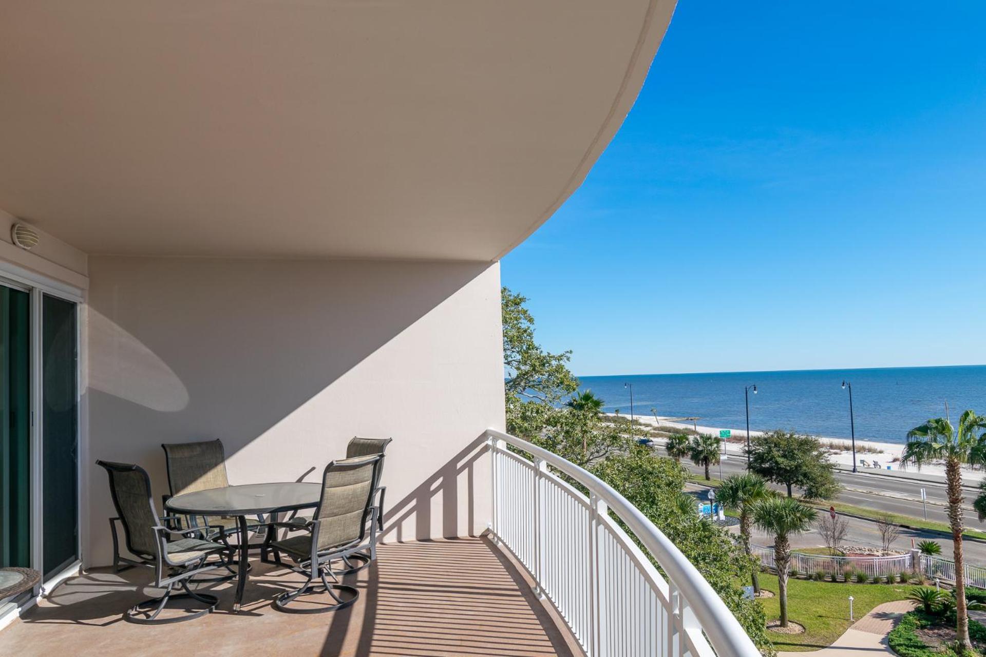 Beachview Condo at Legacy Tower 1 -405 - fully furnished 3 bedroom 2 bathroom