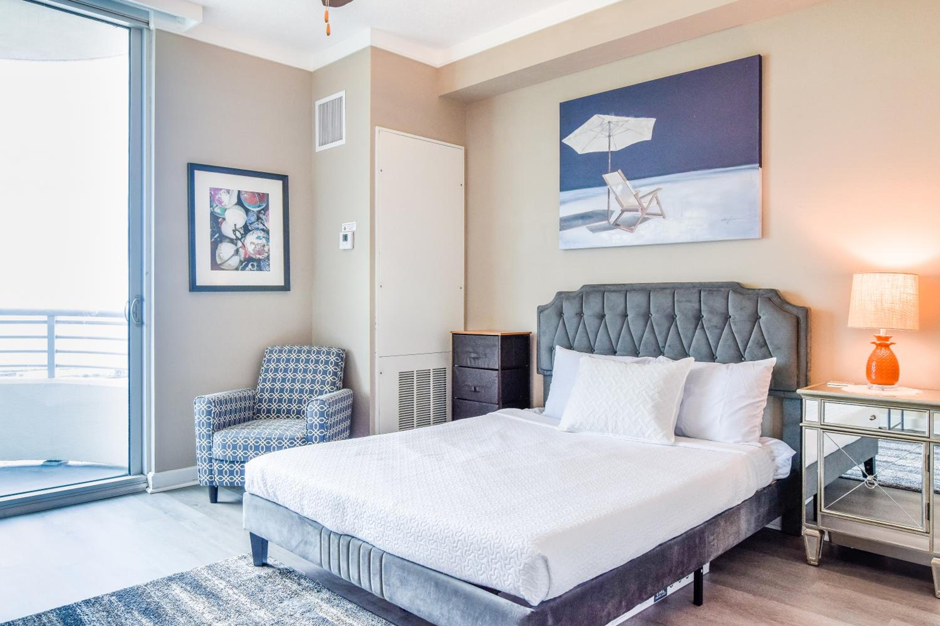 Beautiful 15th floor 2 bedroom, 2 bath condo at The Ocean Club!